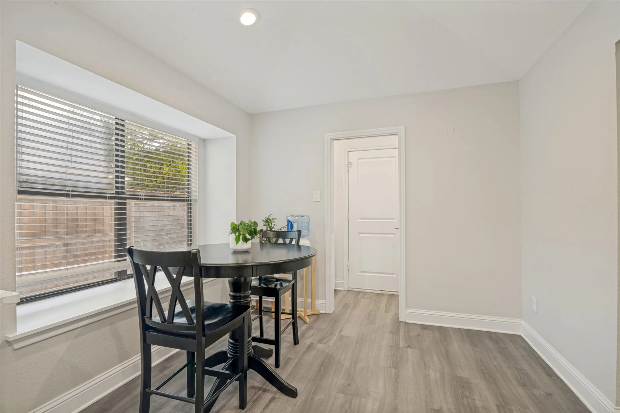 Right of the kitchen, breakfast nook