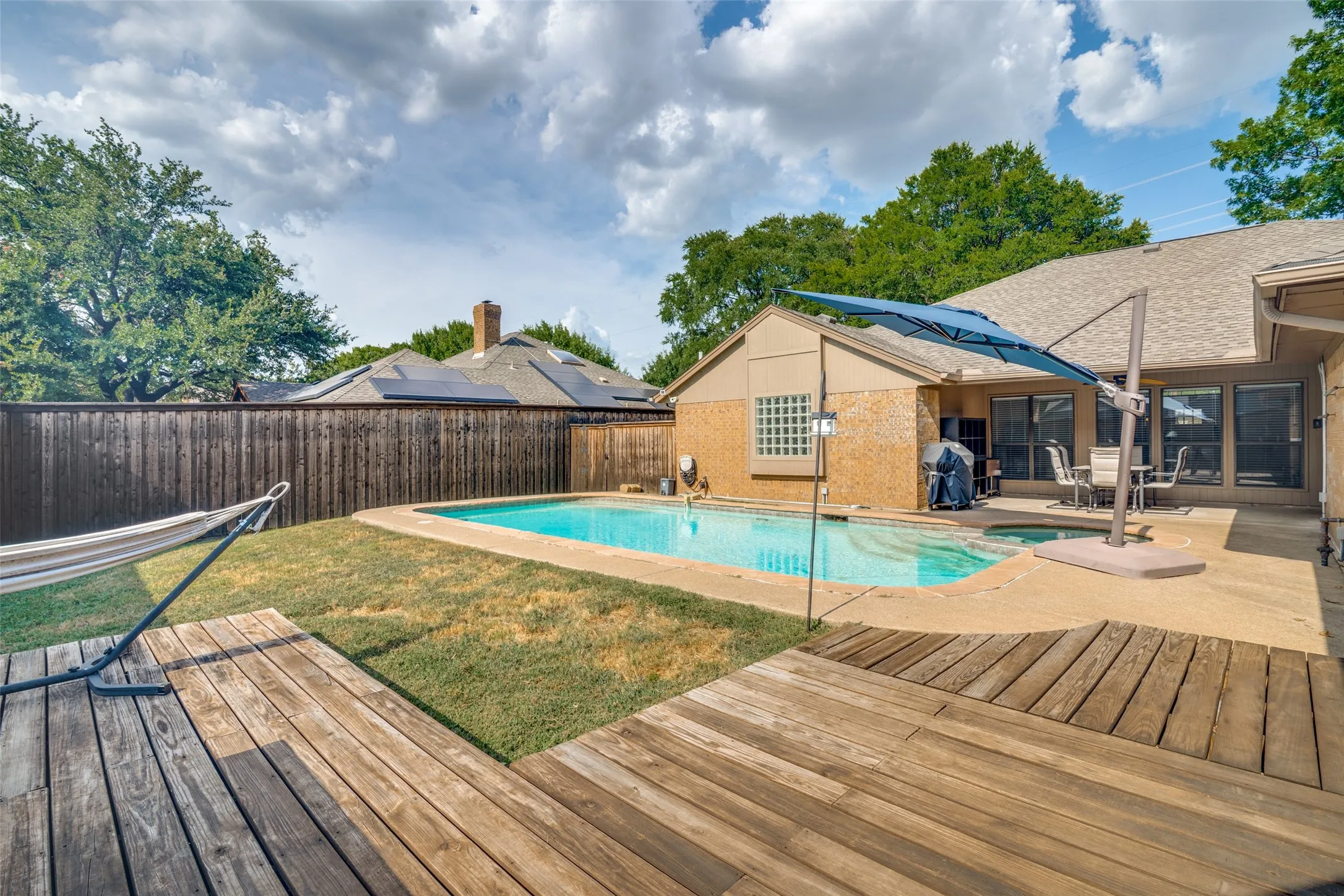 Single Family Residence For Rent in Collin County , 3313 Darion Lane, Plano, Texas 75093, 3 Bedroom, 2 Bathroom, 2 Garage spaces, 1,833 Sqft, built in 1983, mls#21357247, Real Estate Agent in Plano, Homes For Rent in Collin county, Homes For Rent in Plano, Realtor in Plano Texas, Real Estate Brokerage Independent Realty Texas, Luminita Cordes Realtor