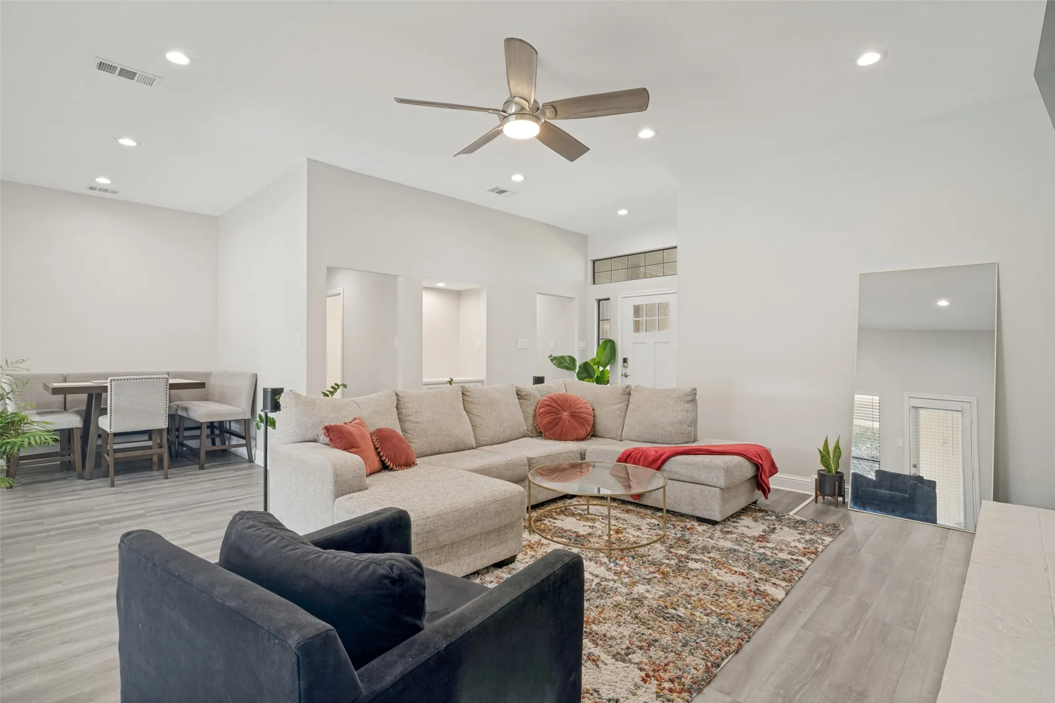 Living room also opens up to breakfast or dinner nook