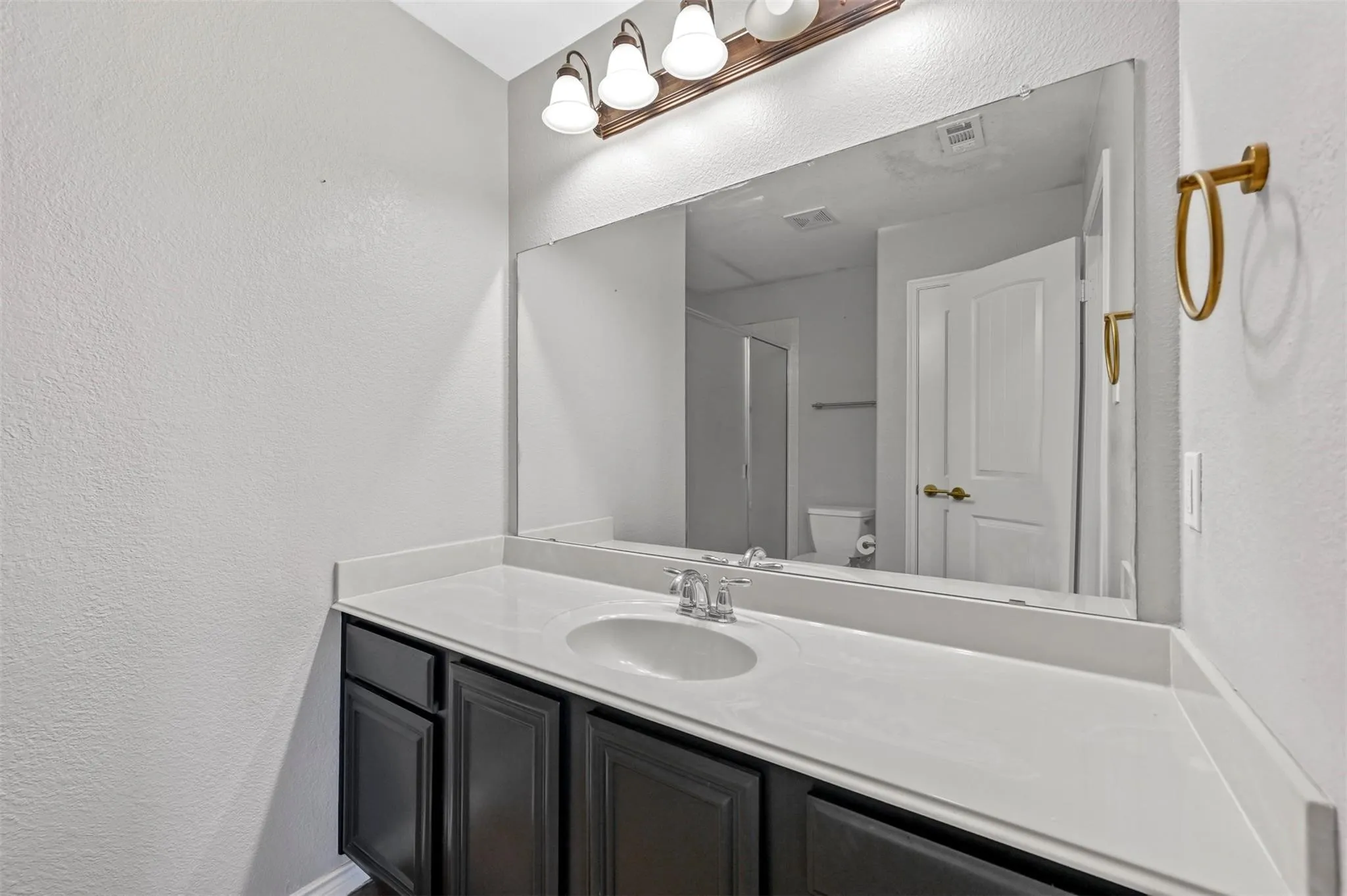 Single Family Residence For Rent in Denton County , 5590 Manitou Drive, Prosper, Texas 75078, 4 Bedroom, 2 Bathroom, 2 Garage spaces, 2,180 Sqft, built in 2009, mls#21358305, Real Estate Agent in Prosper, Homes For Rent in Denton county, Homes For Rent in Prosper, Realtor in Prosper Texas, Real Estate Brokerage Independent Realty Texas, Luminita Cordes Realtor