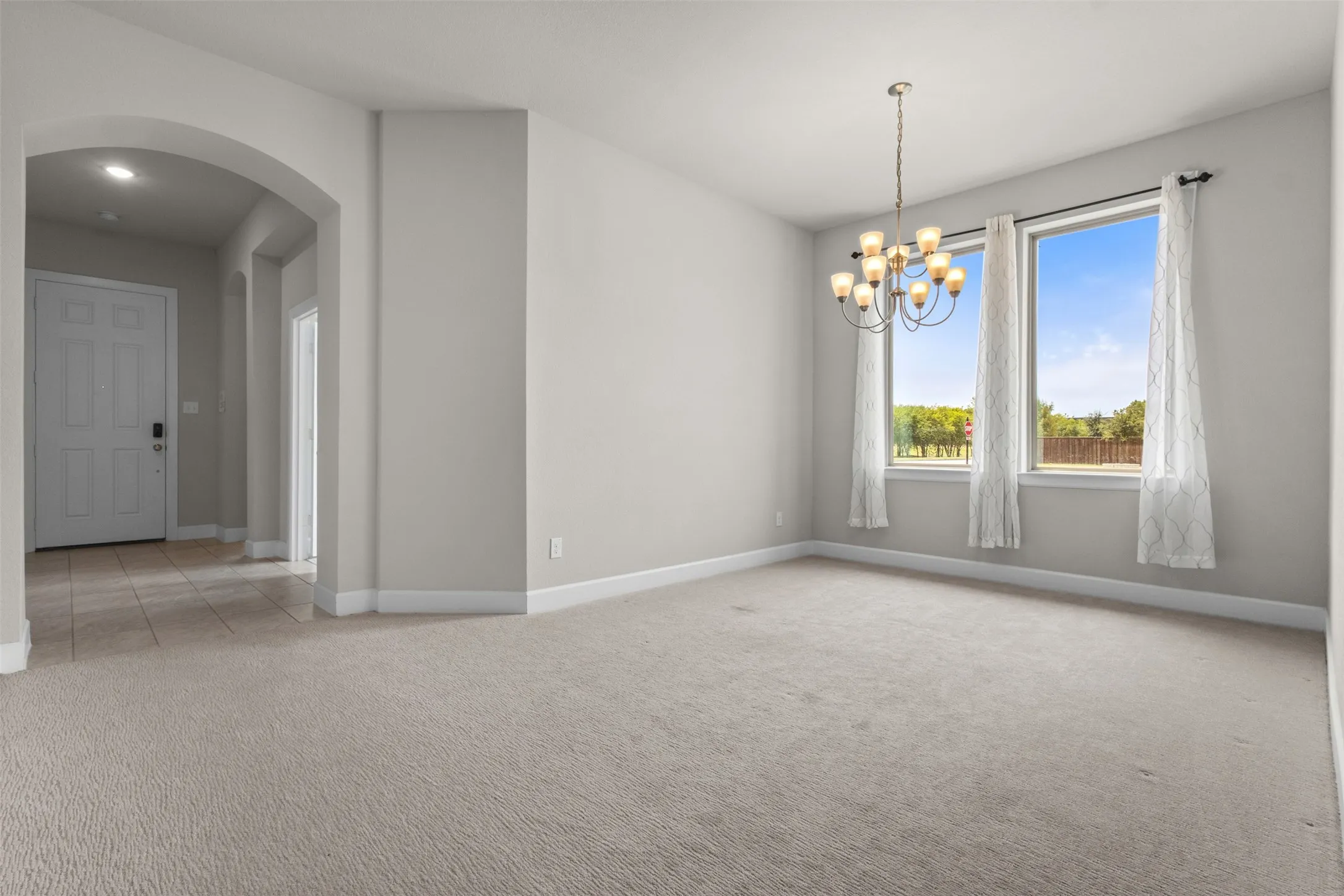 Single Family Residence For Rent in Johnson County , 2900 Bluff Creek Drive, Mansfield, Texas 76063, 4 Bedroom, 3 Bathroom, 2 Garage spaces, 2,430 Sqft, built in 2021, mls#21358312, Real Estate Agent in Mansfield, Homes For Rent in Johnson county, Homes For Rent in Mansfield, Realtor in Mansfield Texas, Real Estate Brokerage Independent Realty Texas, Luminita Cordes Realtor