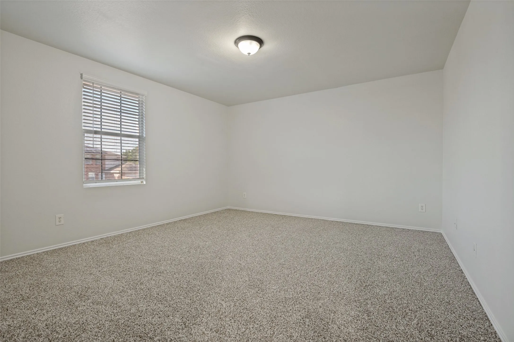 Single Family Residence For Sale in Dallas County , 1030 April Showers Lane, Lancaster, Texas 75134, 3 Bedroom, 3 Bathroom, 2 Garage spaces, 2,771 Sqft, built in 2005, mls#21358152, Real Estate Agent in Lancaster, Homes For Sale in Dallas county, Homes For Sale in Lancaster, Realtor in Lancaster Texas, Real Estate Brokerage Independent Realty Texas, Luminita Cordes Realtor