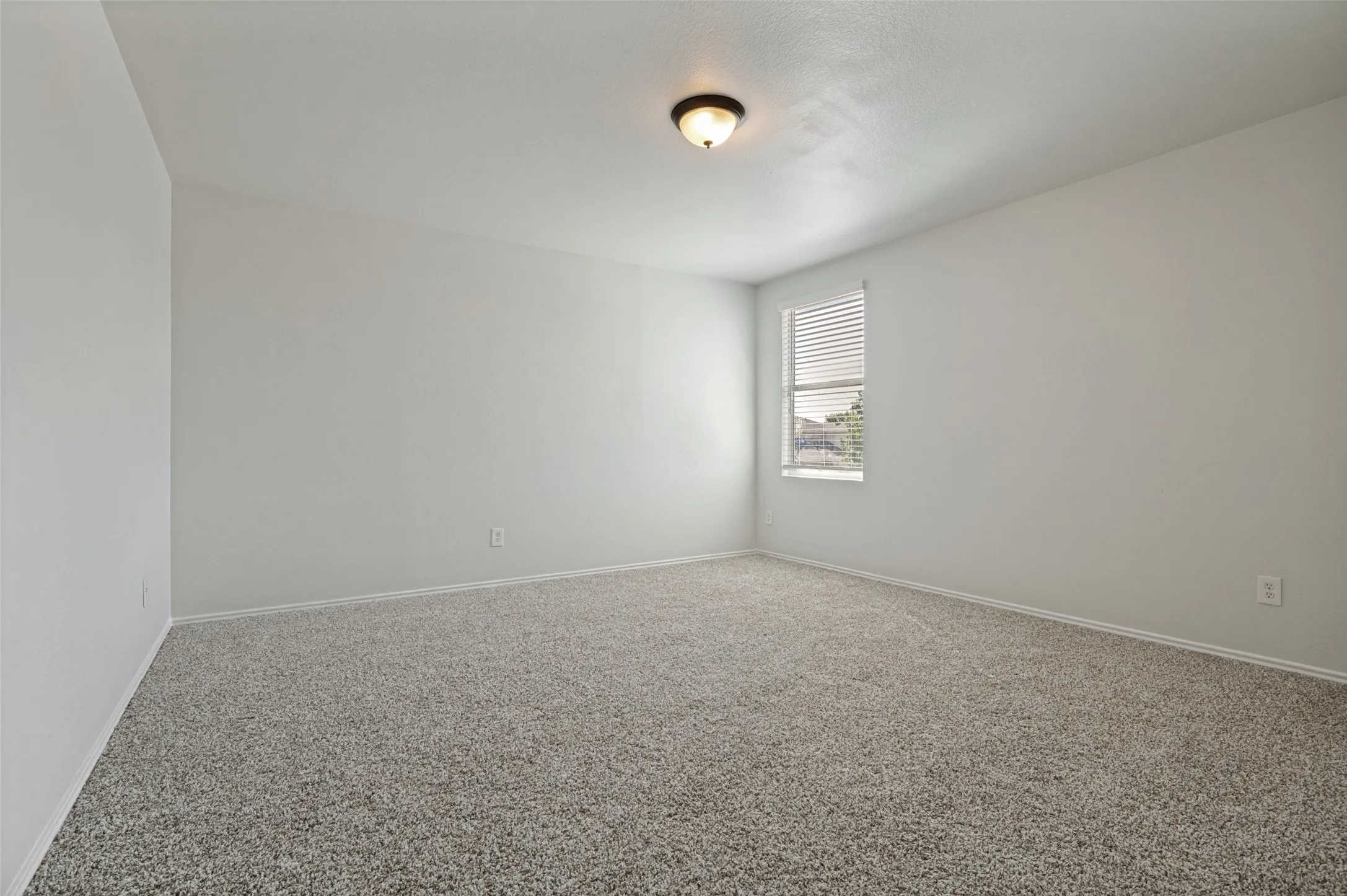 Single Family Residence For Sale in Dallas County , 1030 April Showers Lane, Lancaster, Texas 75134, 3 Bedroom, 3 Bathroom, 2 Garage spaces, 2,771 Sqft, built in 2005, mls#21358152, Real Estate Agent in Lancaster, Homes For Sale in Dallas county, Homes For Sale in Lancaster, Realtor in Lancaster Texas, Real Estate Brokerage Independent Realty Texas, Luminita Cordes Realtor
