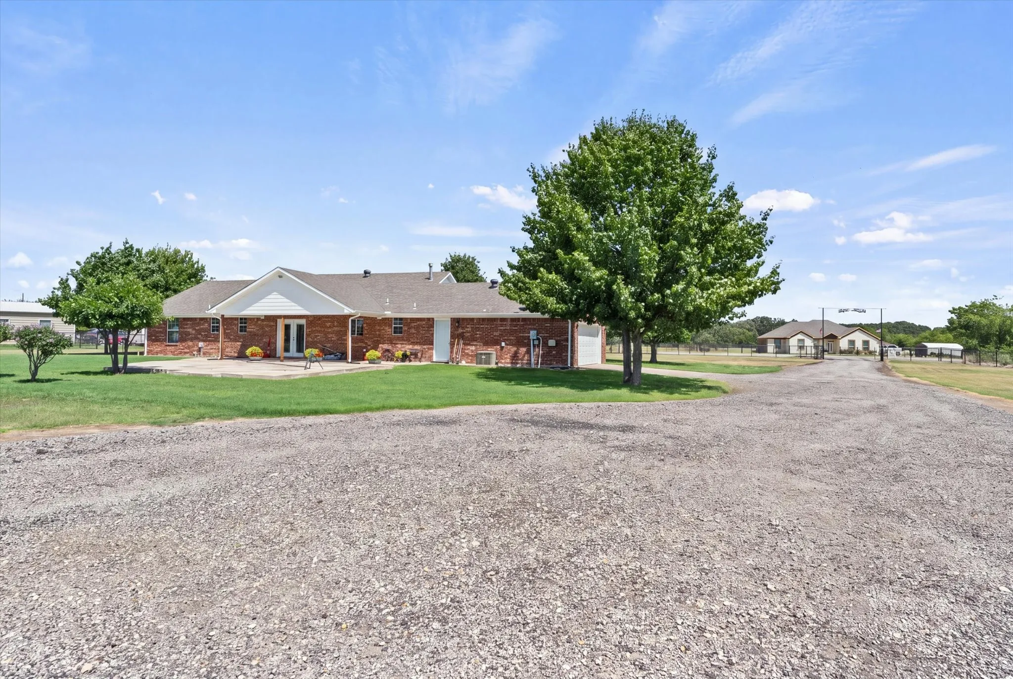 Single Family Residence For Sale in Hunt County , 763 County Road 3505, Quinlan, Texas 75474, 3 Bedroom, 3 Bathroom, 2 Garage spaces, 1,538 Sqft, built in 2003, mls#21358316, Real Estate Agent in Quinlan, Homes For Sale in Hunt county, Homes For Sale in Quinlan, Realtor in Quinlan Texas, Real Estate Brokerage Independent Realty Texas, Luminita Cordes Realtor