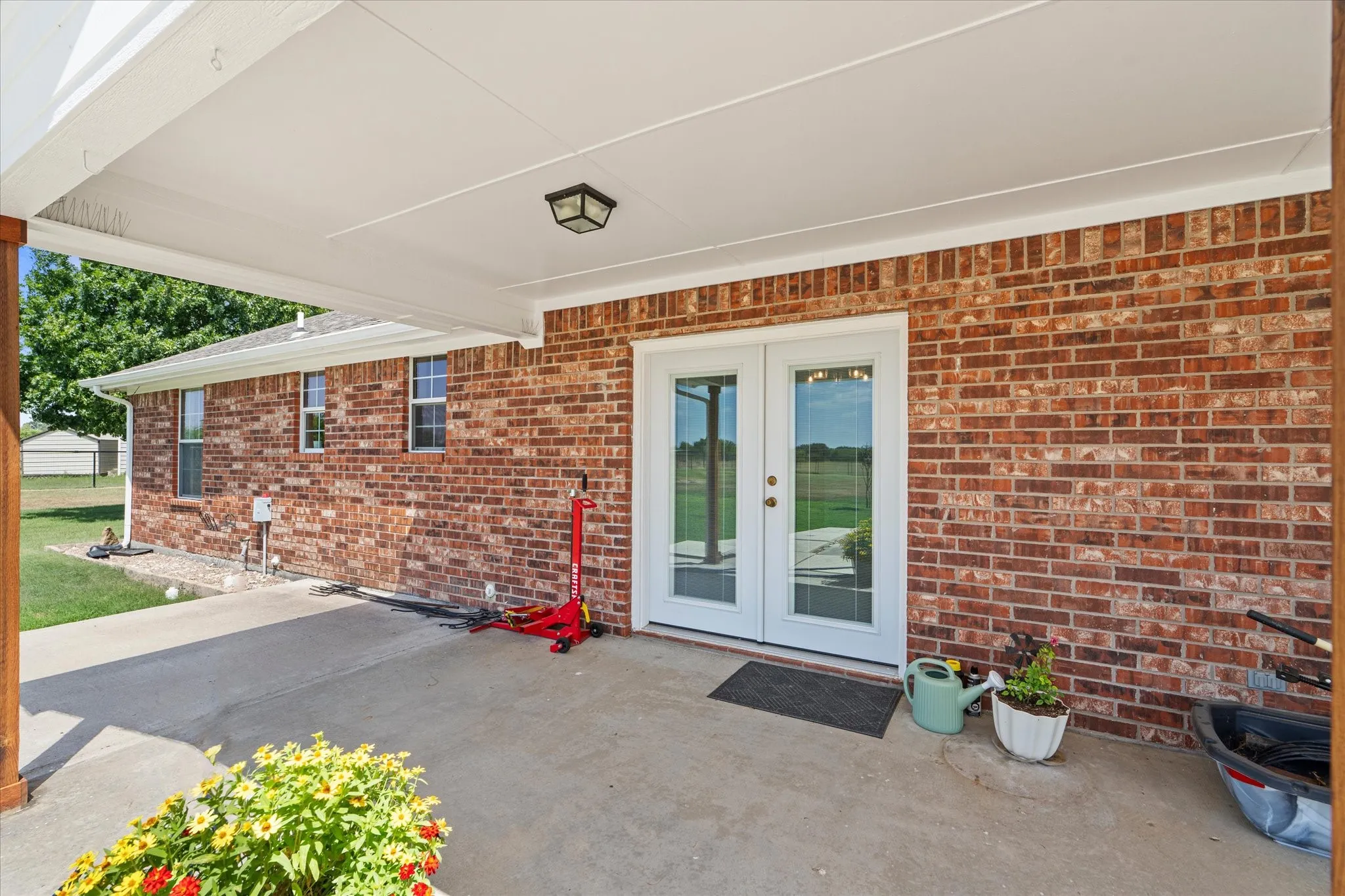 Single Family Residence For Sale in Hunt County , 763 County Road 3505, Quinlan, Texas 75474, 3 Bedroom, 3 Bathroom, 2 Garage spaces, 1,538 Sqft, built in 2003, mls#21358316, Real Estate Agent in Quinlan, Homes For Sale in Hunt county, Homes For Sale in Quinlan, Realtor in Quinlan Texas, Real Estate Brokerage Independent Realty Texas, Luminita Cordes Realtor