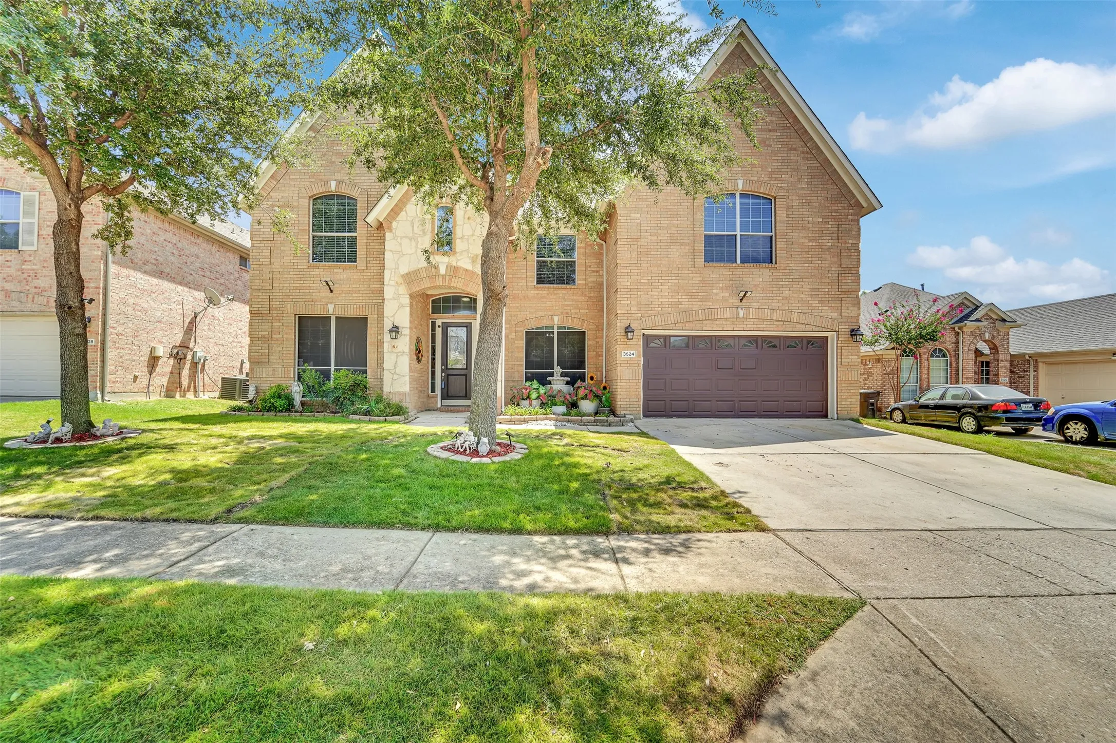 Single Family Residence For Sale in Tarrant County , 3524 Delaney Drive, Fort Worth, Texas 76244, 5 Bedroom, 4 Bathroom, 2 Garage spaces, 4,671 Sqft, built in 2005, mls#21356052, Real Estate Agent in Fort Worth, Homes For Sale in Tarrant county, Homes For Sale in Fort Worth, Realtor in Fort Worth Texas, Real Estate Brokerage Independent Realty Texas, Luminita Cordes Realtor