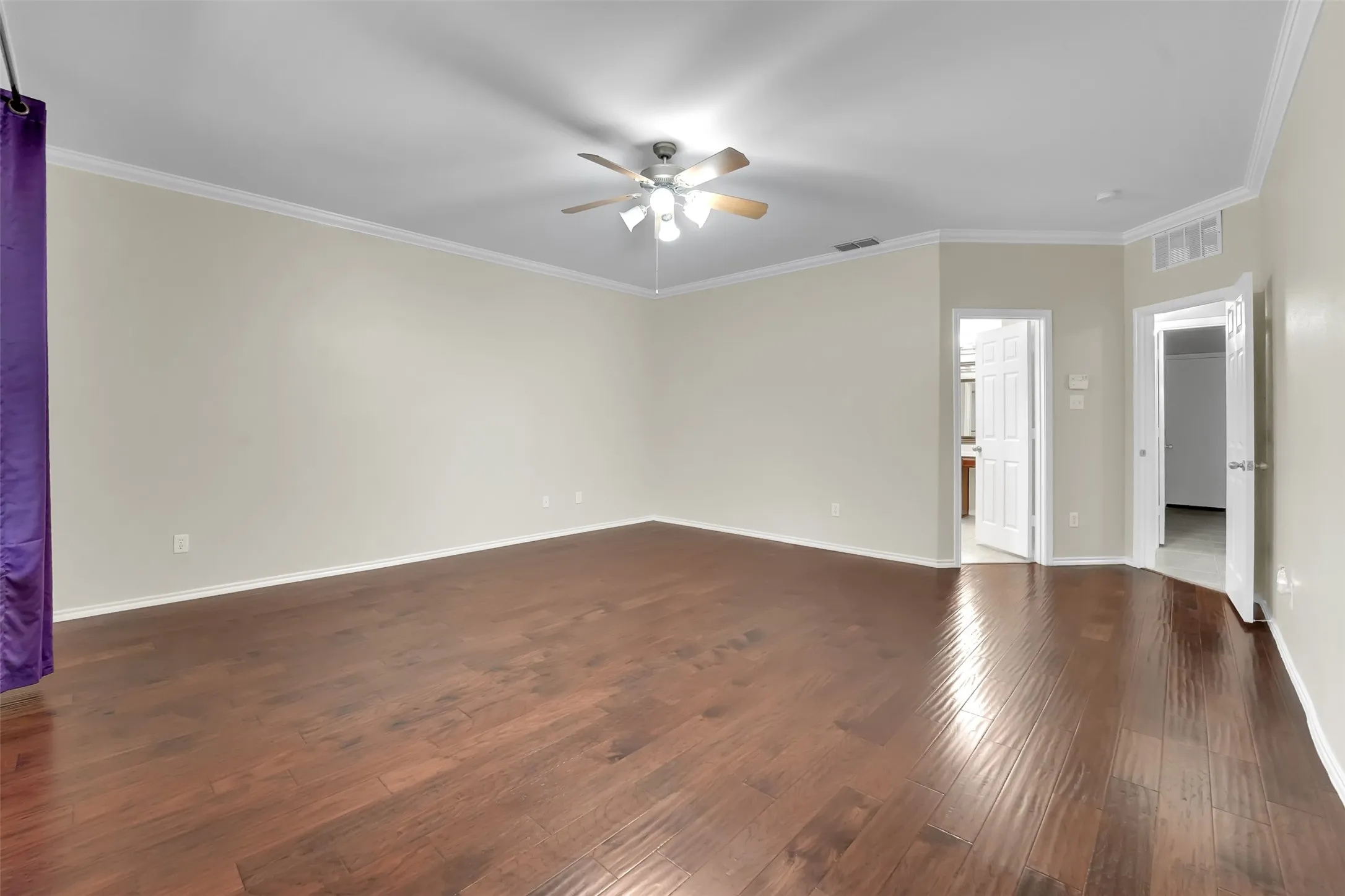 Single Family Residence For Sale in Tarrant County , 3524 Delaney Drive, Fort Worth, Texas 76244, 5 Bedroom, 4 Bathroom, 2 Garage spaces, 4,671 Sqft, built in 2005, mls#21356052, Real Estate Agent in Fort Worth, Homes For Sale in Tarrant county, Homes For Sale in Fort Worth, Realtor in Fort Worth Texas, Real Estate Brokerage Independent Realty Texas, Luminita Cordes Realtor