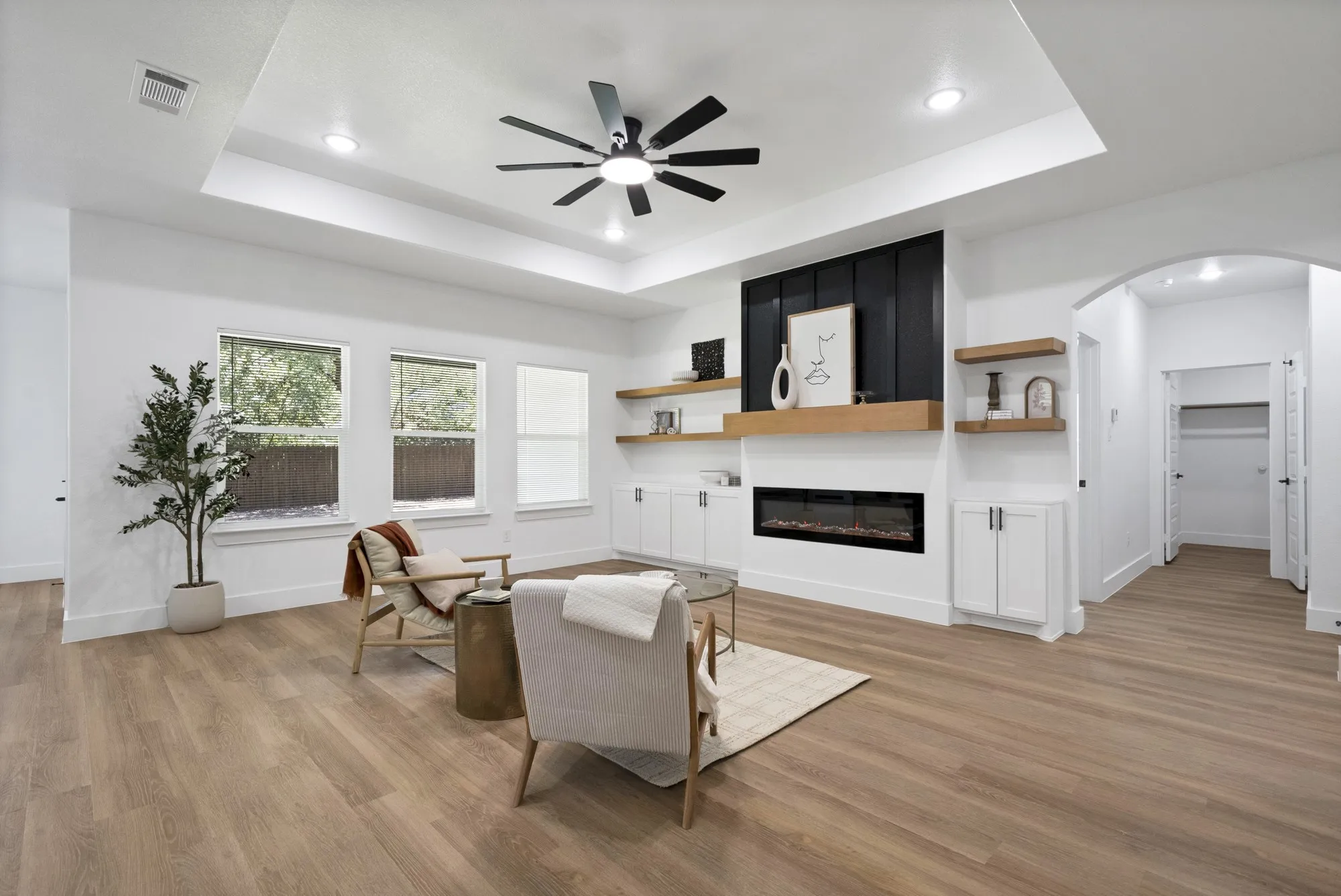 Single Family Residence For Sale in Tarrant County , 805 Tierney Road, Fort Worth, Texas 76112, 4 Bedroom, 3 Bathroom, 2 Garage spaces, 1,960 Sqft, built in 2026, mls#21358310, Real Estate Agent in Fort Worth, Homes For Sale in Tarrant county, Homes For Sale in Fort Worth, Realtor in Fort Worth Texas, Real Estate Brokerage Independent Realty Texas, Luminita Cordes Realtor