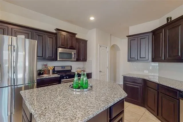 Single Family Residence For Rent in Collin County , 3929 Muscadine Drive, Mc Kinney, Texas 75071, 5 Bedroom, 4 Bathroom, 2 Garage spaces, 3,266 Sqft, built in 2015, mls#21358341, Real Estate Agent in Mc Kinney, Homes For Rent in Collin county, Homes For Rent in Mc Kinney, Realtor in Mc Kinney Texas, Real Estate Brokerage Independent Realty Texas, Luminita Cordes Realtor