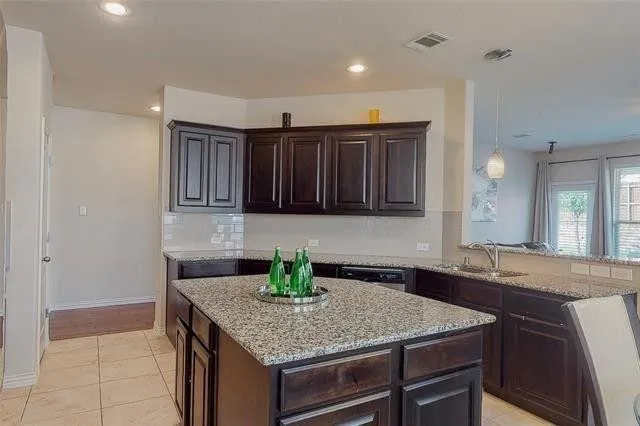 Single Family Residence For Rent in Collin County , 3929 Muscadine Drive, Mc Kinney, Texas 75071, 5 Bedroom, 4 Bathroom, 2 Garage spaces, 3,266 Sqft, built in 2015, mls#21358341, Real Estate Agent in Mc Kinney, Homes For Rent in Collin county, Homes For Rent in Mc Kinney, Realtor in Mc Kinney Texas, Real Estate Brokerage Independent Realty Texas, Luminita Cordes Realtor