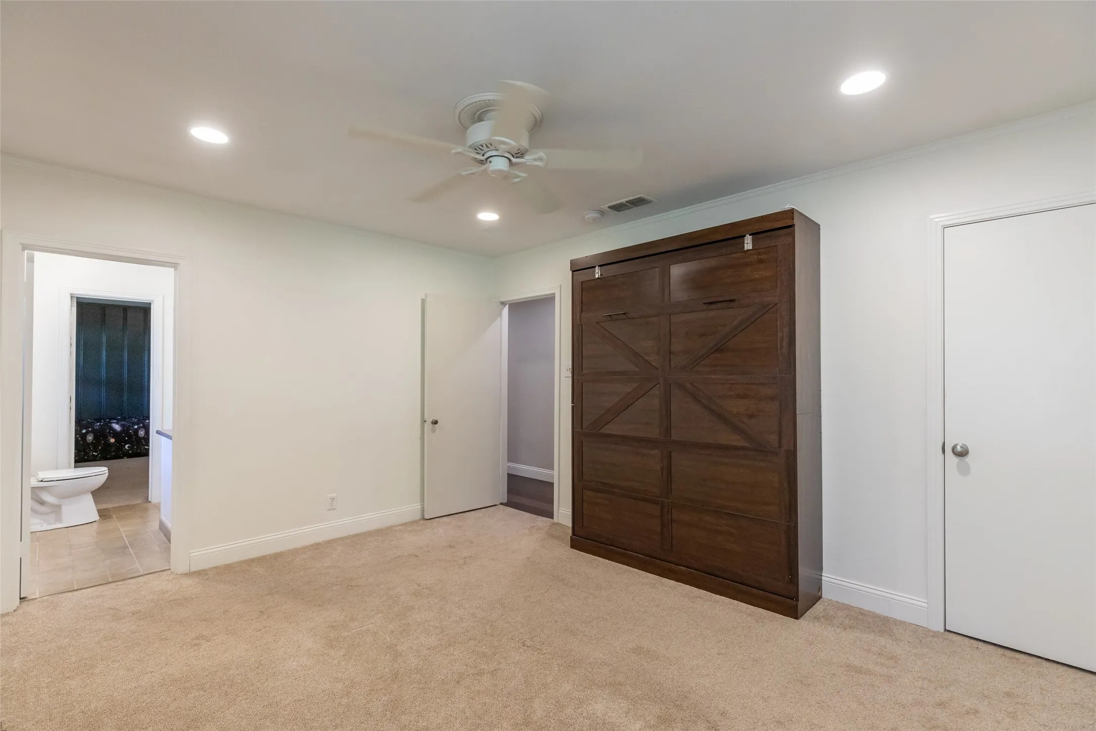 Single Family Residence For Sale in Taylor County , 3765 Woodridge Drive, Abilene, Texas 79605, 4 Bedroom, 3 Bathroom, 2 Garage spaces, 4,117 Sqft, built in 1948, mls#21356929, Real Estate Agent in Abilene, Homes For Sale in Taylor county, Homes For Sale in Abilene, Realtor in Abilene Texas, Real Estate Brokerage Independent Realty Texas, Luminita Cordes Realtor