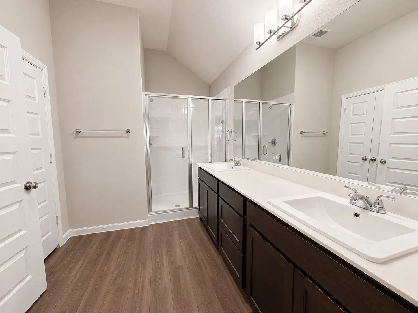 Single Family Residence For Rent in Rockwall County , 3428 flatiron Drive, Royse City, Texas 75189, 3 Bedroom, 2 Bathroom, 2 Garage spaces, 1,928 Sqft, built in 2021, mls#21358278, Real Estate Agent in Royse City, Homes For Rent in Rockwall county, Homes For Rent in Royse City, Realtor in Royse City Texas, Real Estate Brokerage Independent Realty Texas, Luminita Cordes Realtor