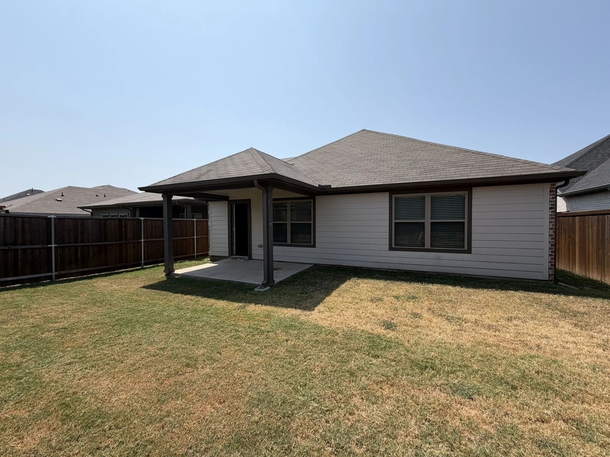 Single Family Residence For Rent in Rockwall County , 3428 flatiron Drive, Royse City, Texas 75189, 3 Bedroom, 2 Bathroom, 2 Garage spaces, 1,928 Sqft, built in 2021, mls#21358278, Real Estate Agent in Royse City, Homes For Rent in Rockwall county, Homes For Rent in Royse City, Realtor in Royse City Texas, Real Estate Brokerage Independent Realty Texas, Luminita Cordes Realtor