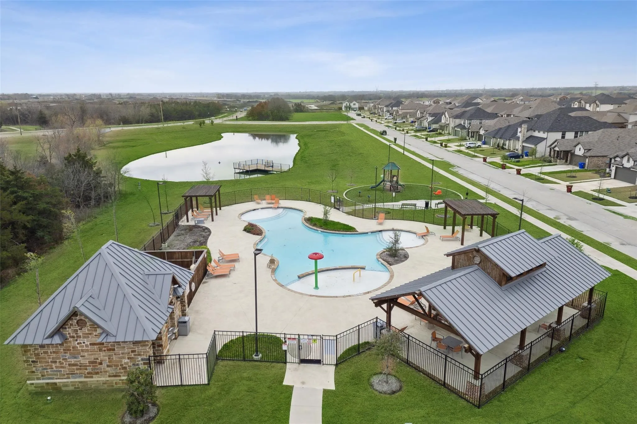 Single Family Residence For Rent in Rockwall County , 3428 flatiron Drive, Royse City, Texas 75189, 3 Bedroom, 2 Bathroom, 2 Garage spaces, 1,928 Sqft, built in 2021, mls#21358278, Real Estate Agent in Royse City, Homes For Rent in Rockwall county, Homes For Rent in Royse City, Realtor in Royse City Texas, Real Estate Brokerage Independent Realty Texas, Luminita Cordes Realtor