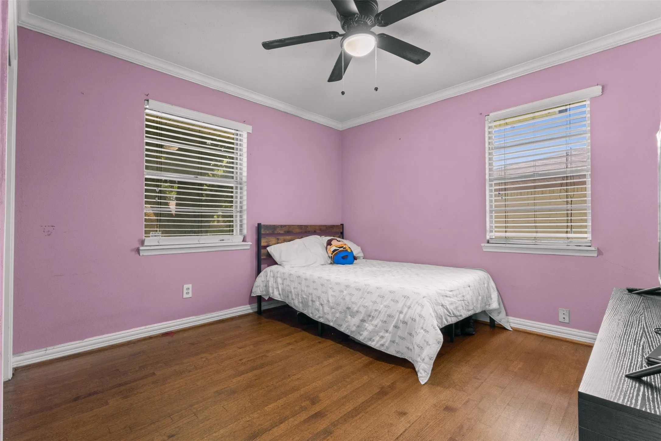 Single Family Residence For Sale in Dallas County , 2505 Robin Lane, Garland, Texas 75041, 3 Bedroom, 2 Bathroom, 2 Garage spaces, 1,500 Sqft, built in 1961, mls#21358318, Real Estate Agent in Garland, Homes For Sale in Dallas county, Homes For Sale in Garland, Realtor in Garland Texas, Real Estate Brokerage Independent Realty Texas, Luminita Cordes Realtor