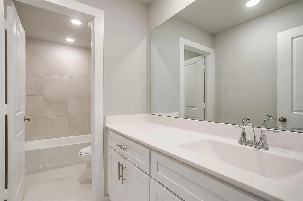 Single Family Residence For Rent in Tarrant County , 4525 Hogans Alley Drive, Arlington, Texas 76001, 4 Bedroom, 3 Bathroom, 2 Garage spaces, 2,205 Sqft, built in 2023, mls#21358348, Real Estate Agent in Arlington, Homes For Rent in Tarrant county, Homes For Rent in Arlington, Realtor in Arlington Texas, Real Estate Brokerage Independent Realty Texas, Luminita Cordes Realtor