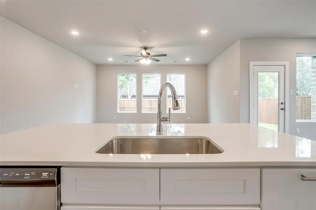 Single Family Residence For Rent in Tarrant County , 4525 Hogans Alley Drive, Arlington, Texas 76001, 4 Bedroom, 3 Bathroom, 2 Garage spaces, 2,205 Sqft, built in 2023, mls#21358348, Real Estate Agent in Arlington, Homes For Rent in Tarrant county, Homes For Rent in Arlington, Realtor in Arlington Texas, Real Estate Brokerage Independent Realty Texas, Luminita Cordes Realtor