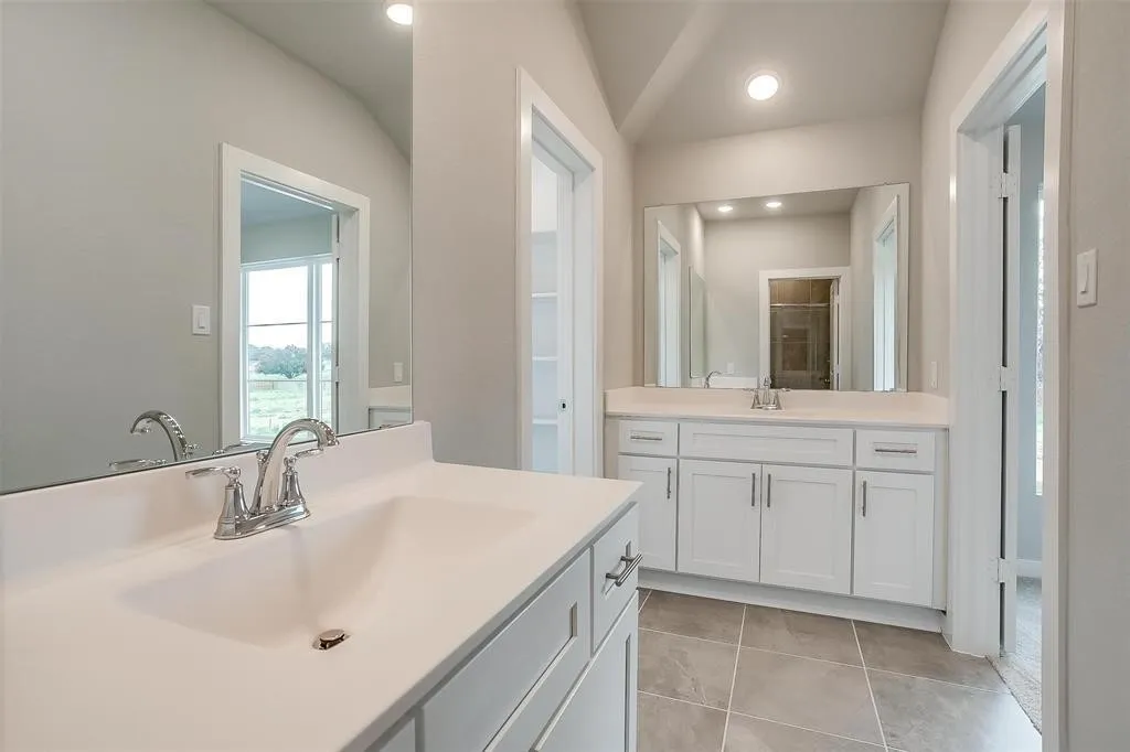 Single Family Residence For Rent in Tarrant County , 4525 Hogans Alley Drive, Arlington, Texas 76001, 4 Bedroom, 3 Bathroom, 2 Garage spaces, 2,205 Sqft, built in 2023, mls#21358348, Real Estate Agent in Arlington, Homes For Rent in Tarrant county, Homes For Rent in Arlington, Realtor in Arlington Texas, Real Estate Brokerage Independent Realty Texas, Luminita Cordes Realtor