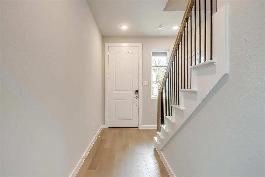 Single Family Residence For Rent in Tarrant County , 4525 Hogans Alley Drive, Arlington, Texas 76001, 4 Bedroom, 3 Bathroom, 2 Garage spaces, 2,205 Sqft, built in 2023, mls#21358348, Real Estate Agent in Arlington, Homes For Rent in Tarrant county, Homes For Rent in Arlington, Realtor in Arlington Texas, Real Estate Brokerage Independent Realty Texas, Luminita Cordes Realtor