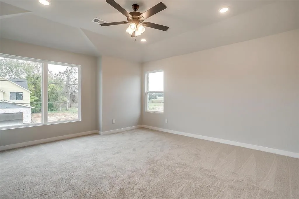 Single Family Residence For Rent in Tarrant County , 4525 Hogans Alley Drive, Arlington, Texas 76001, 4 Bedroom, 3 Bathroom, 2 Garage spaces, 2,205 Sqft, built in 2023, mls#21358348, Real Estate Agent in Arlington, Homes For Rent in Tarrant county, Homes For Rent in Arlington, Realtor in Arlington Texas, Real Estate Brokerage Independent Realty Texas, Luminita Cordes Realtor