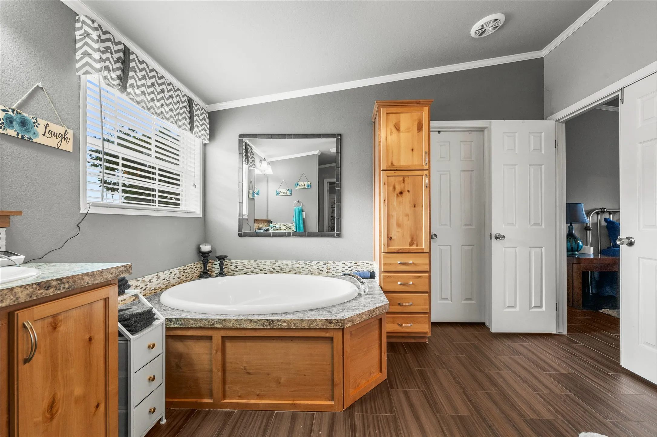Manufactured Home For Sale in Limestone County , 372 Lcr 222, Wortham, Texas 76693, 3 Bedroom, 2 Bathroom, 2 Garage spaces, 1,948 Sqft, built in 2015, mls#21349542, Real Estate Agent in Wortham, Homes For Sale in Limestone county, Homes For Sale in Wortham, Realtor in Wortham Texas, Real Estate Brokerage Independent Realty Texas, Luminita Cordes Realtor
