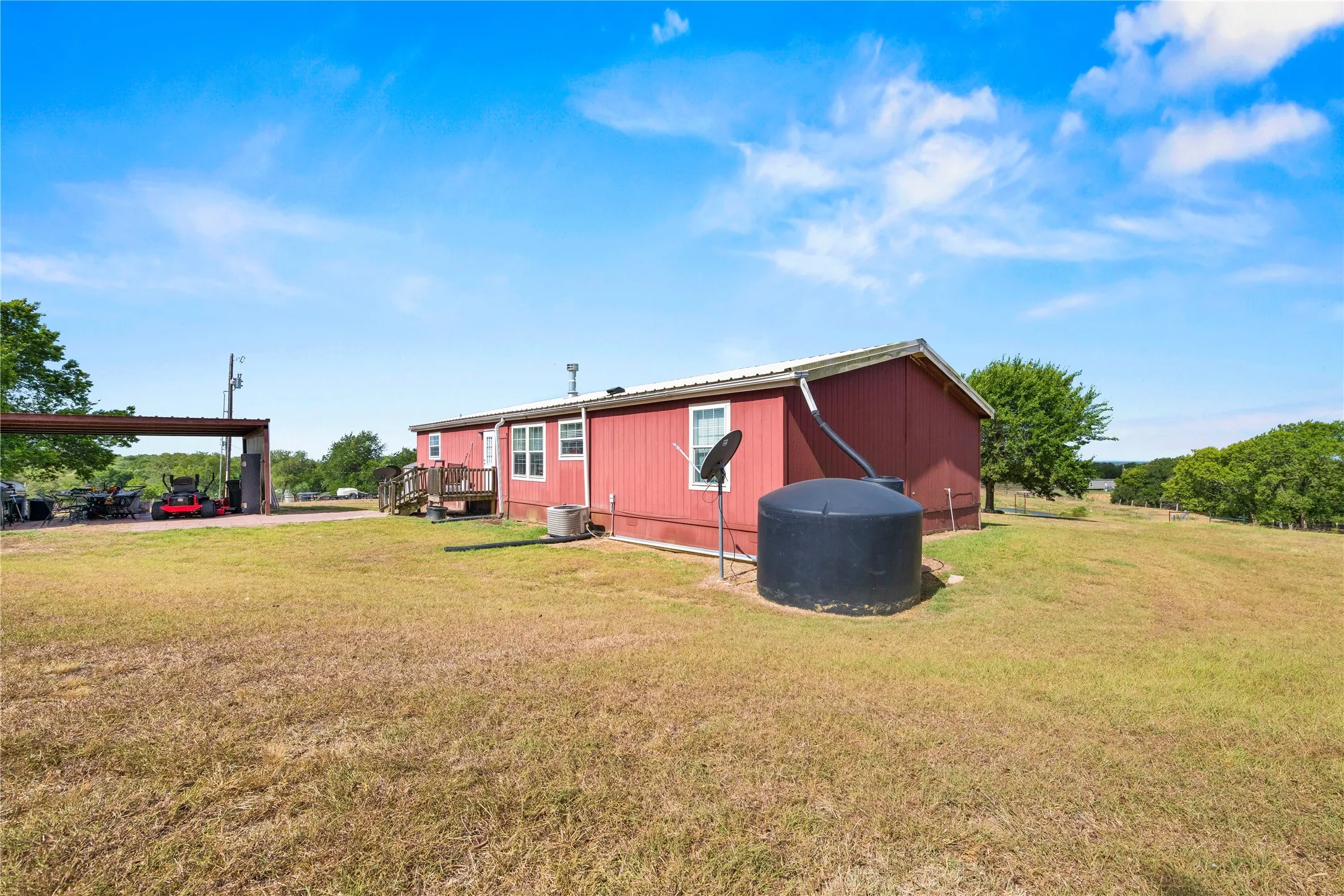 Manufactured Home For Sale in Limestone County , 372 Lcr 222, Wortham, Texas 76693, 3 Bedroom, 2 Bathroom, 2 Garage spaces, 1,948 Sqft, built in 2015, mls#21349542, Real Estate Agent in Wortham, Homes For Sale in Limestone county, Homes For Sale in Wortham, Realtor in Wortham Texas, Real Estate Brokerage Independent Realty Texas, Luminita Cordes Realtor