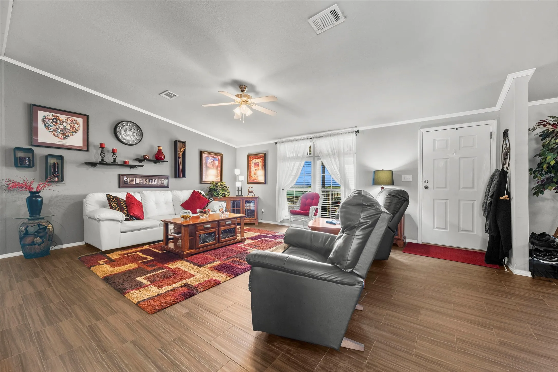 Manufactured Home For Sale in Limestone County , 372 Lcr 222, Wortham, Texas 76693, 3 Bedroom, 2 Bathroom, 2 Garage spaces, 1,948 Sqft, built in 2015, mls#21349542, Real Estate Agent in Wortham, Homes For Sale in Limestone county, Homes For Sale in Wortham, Realtor in Wortham Texas, Real Estate Brokerage Independent Realty Texas, Luminita Cordes Realtor