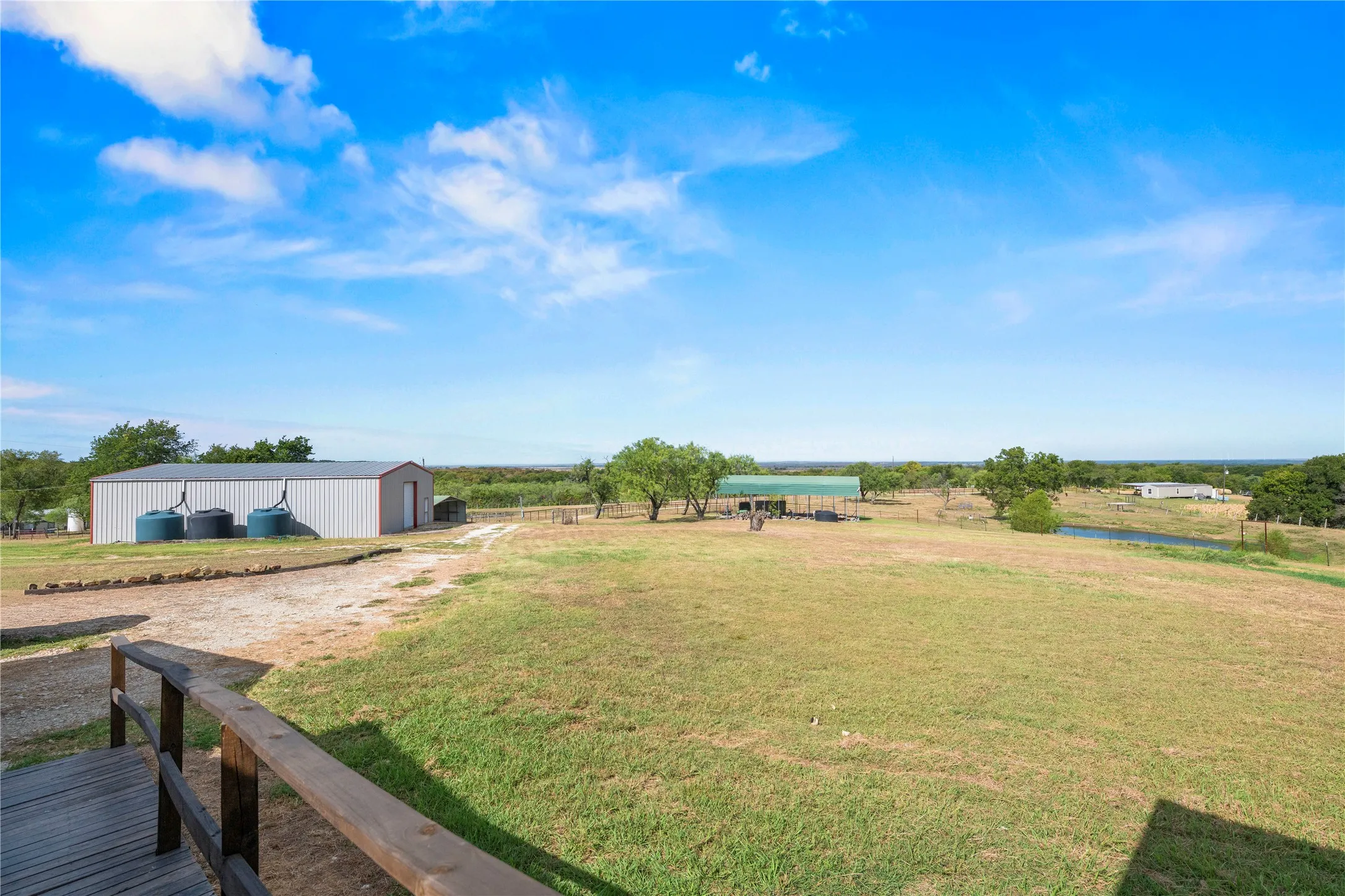 Manufactured Home For Sale in Limestone County , 372 Lcr 222, Wortham, Texas 76693, 3 Bedroom, 2 Bathroom, 2 Garage spaces, 1,948 Sqft, built in 2015, mls#21349542, Real Estate Agent in Wortham, Homes For Sale in Limestone county, Homes For Sale in Wortham, Realtor in Wortham Texas, Real Estate Brokerage Independent Realty Texas, Luminita Cordes Realtor