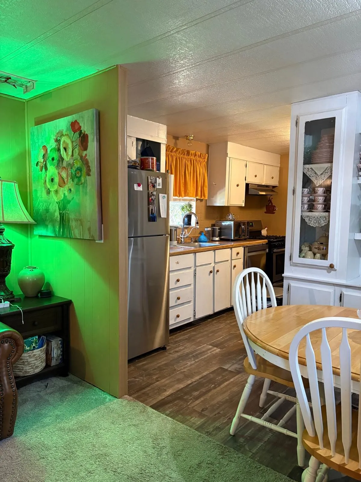 Mobile Home For Sale in Parker County , 935 S Cardinal Road, Reno, Texas 76020, 2 Bedroom, 2 Bathroom, Garage spaces, 840 Sqft, built in 1984, Price $160,000, mls#21358373, Real Estate Agent in Reno, Homes For Sale in Parker county, Homes For Sale in Reno, Realtor in Reno Texas, Real Estate Brokerage Independent Realty Texas, Luminita Cordes Realtor