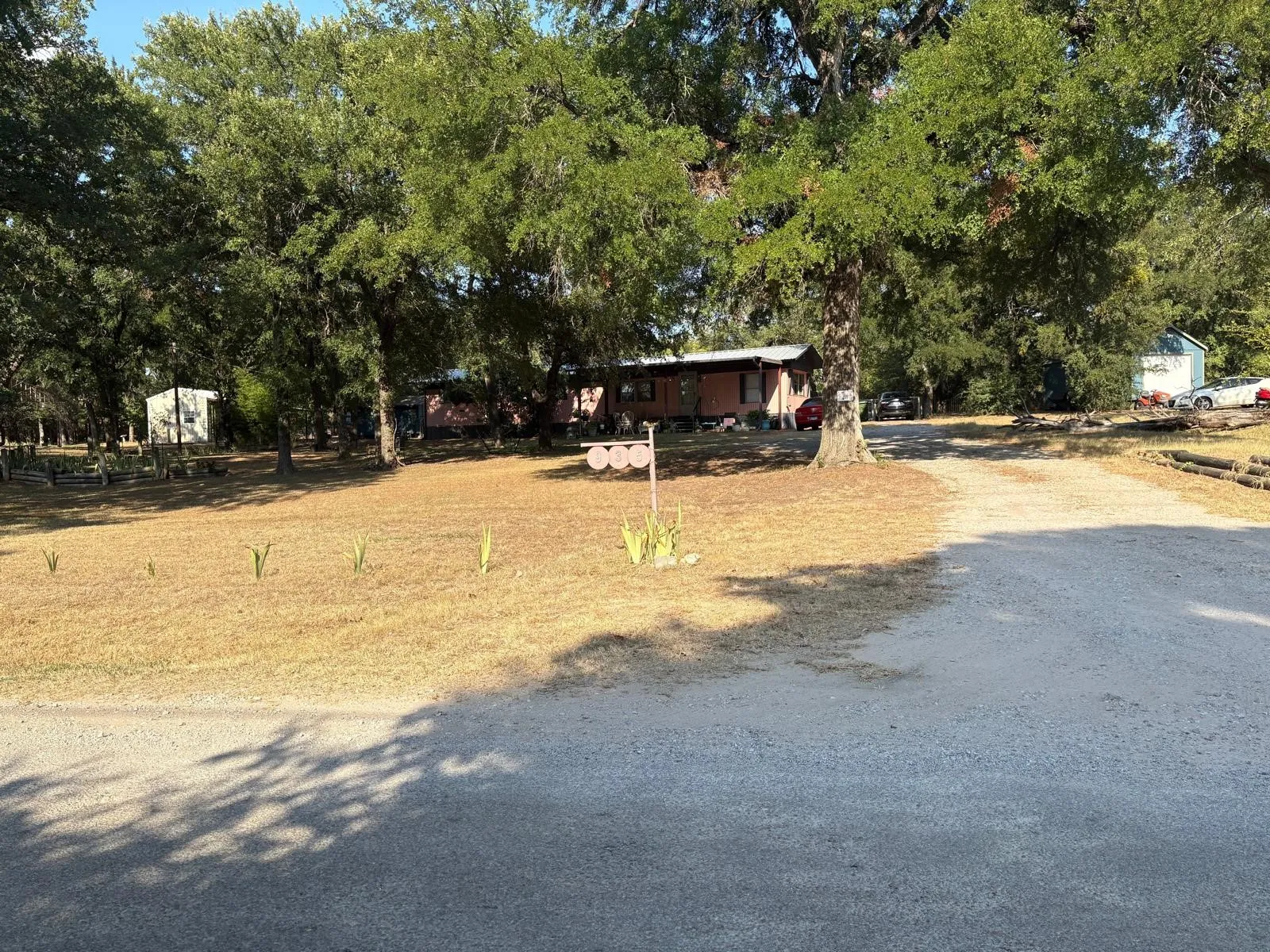 Mobile Home For Sale in Parker County , 935 S Cardinal Road, Reno, Texas 76020, 2 Bedroom, 2 Bathroom, Garage spaces, 840 Sqft, built in 1984, Price $160,000, mls#21358373, Real Estate Agent in Reno, Homes For Sale in Parker county, Homes For Sale in Reno, Realtor in Reno Texas, Real Estate Brokerage Independent Realty Texas, Luminita Cordes Realtor