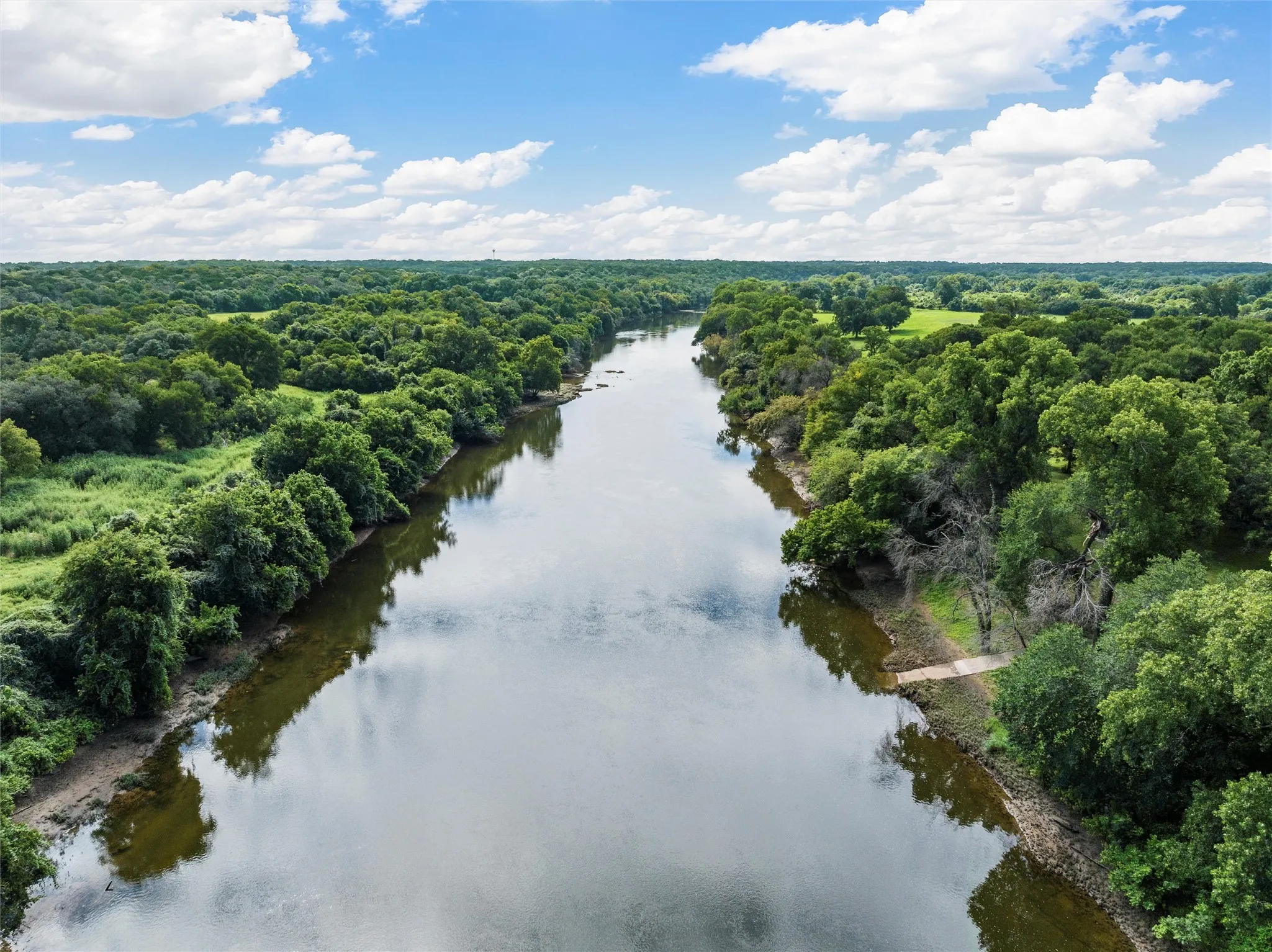 Single Family Residence For Sale in Bosque County , 232 PR 3666, China Spring, Texas 76633, 5 Bedroom, 4 Bathroom, Garage spaces, 3,577 Sqft, built in 1960, mls#21346565, Real Estate Agent in China Spring, Homes For Sale in Bosque county, Homes For Sale in China Spring, Realtor in China Spring Texas, Real Estate Brokerage Independent Realty Texas, Luminita Cordes Realtor