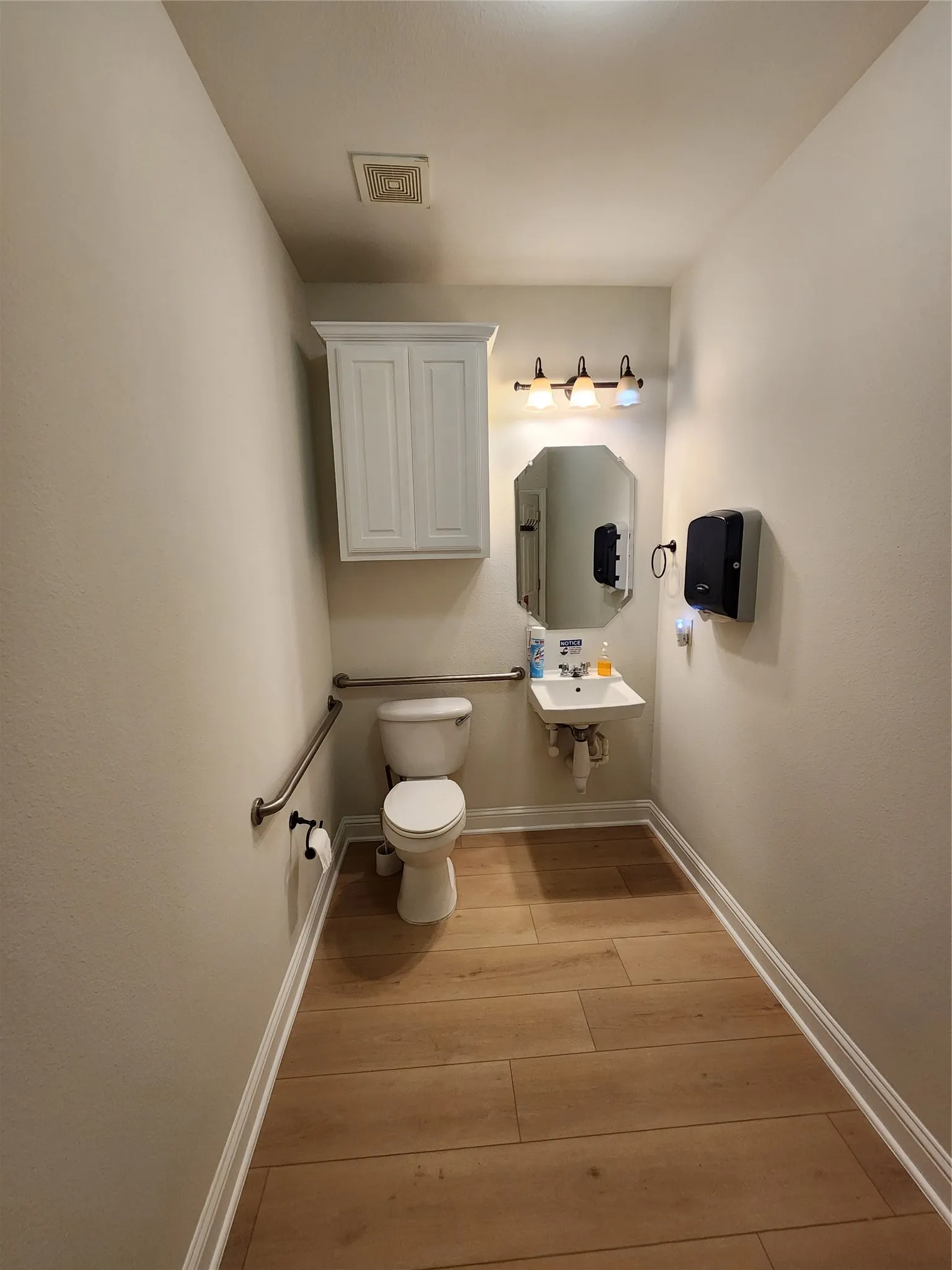 Office For Sale in Tarrant County , 2125 Martin Drive, Bedford, Texas 76021, 0, 0, Garage spaces, 0 Sqft, built in 2007, Price $699,000, mls#21358147, Real Estate Agent in Bedford, Homes For Sale in Tarrant county, Homes For Sale in Bedford, Realtor in Bedford Texas, Real Estate Brokerage Independent Realty Texas, Luminita Cordes Realtor