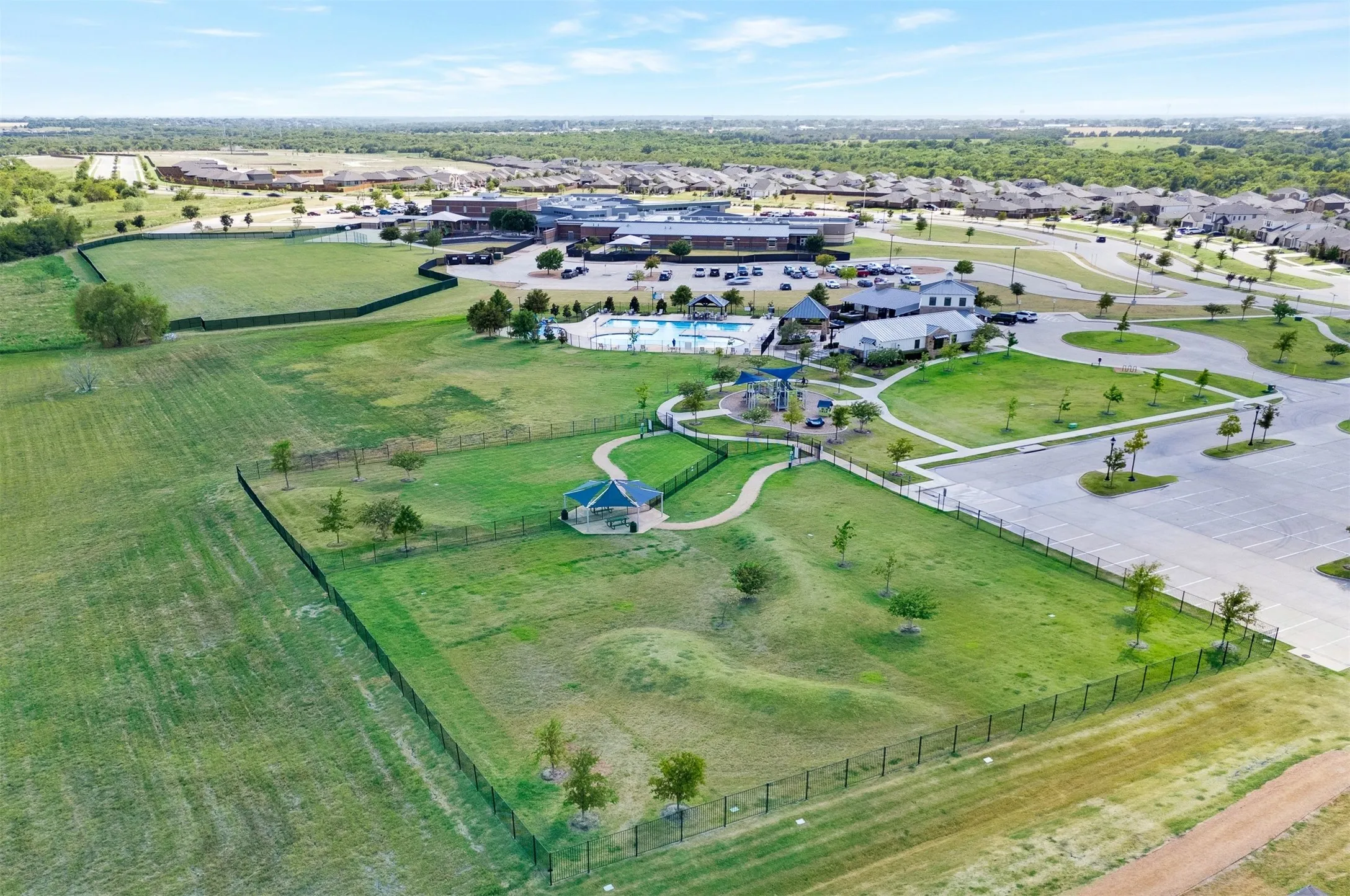 Single Family Residence For Sale in Kaufman County , 2706 Blackbuck Court, Crandall, Texas 75114, 3 Bedroom, 2 Bathroom, 2 Garage spaces, 1,210 Sqft, built in 2020, mls#21358073, Real Estate Agent in Crandall, Homes For Sale in Kaufman county, Homes For Sale in Crandall, Realtor in Crandall Texas, Real Estate Brokerage Independent Realty Texas, Luminita Cordes Realtor