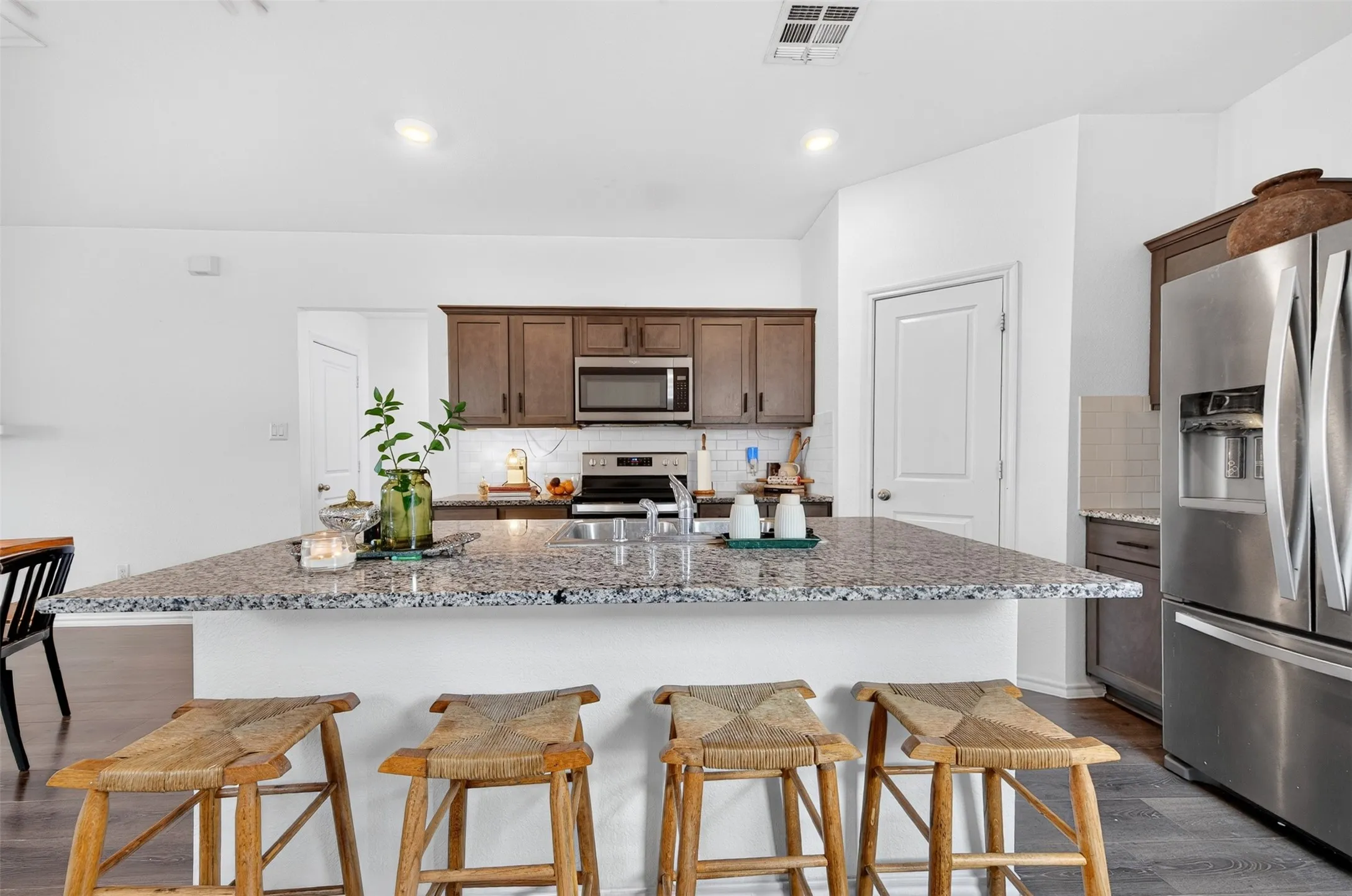 Single Family Residence For Sale in Kaufman County , 2706 Blackbuck Court, Crandall, Texas 75114, 3 Bedroom, 2 Bathroom, 2 Garage spaces, 1,210 Sqft, built in 2020, mls#21358073, Real Estate Agent in Crandall, Homes For Sale in Kaufman county, Homes For Sale in Crandall, Realtor in Crandall Texas, Real Estate Brokerage Independent Realty Texas, Luminita Cordes Realtor