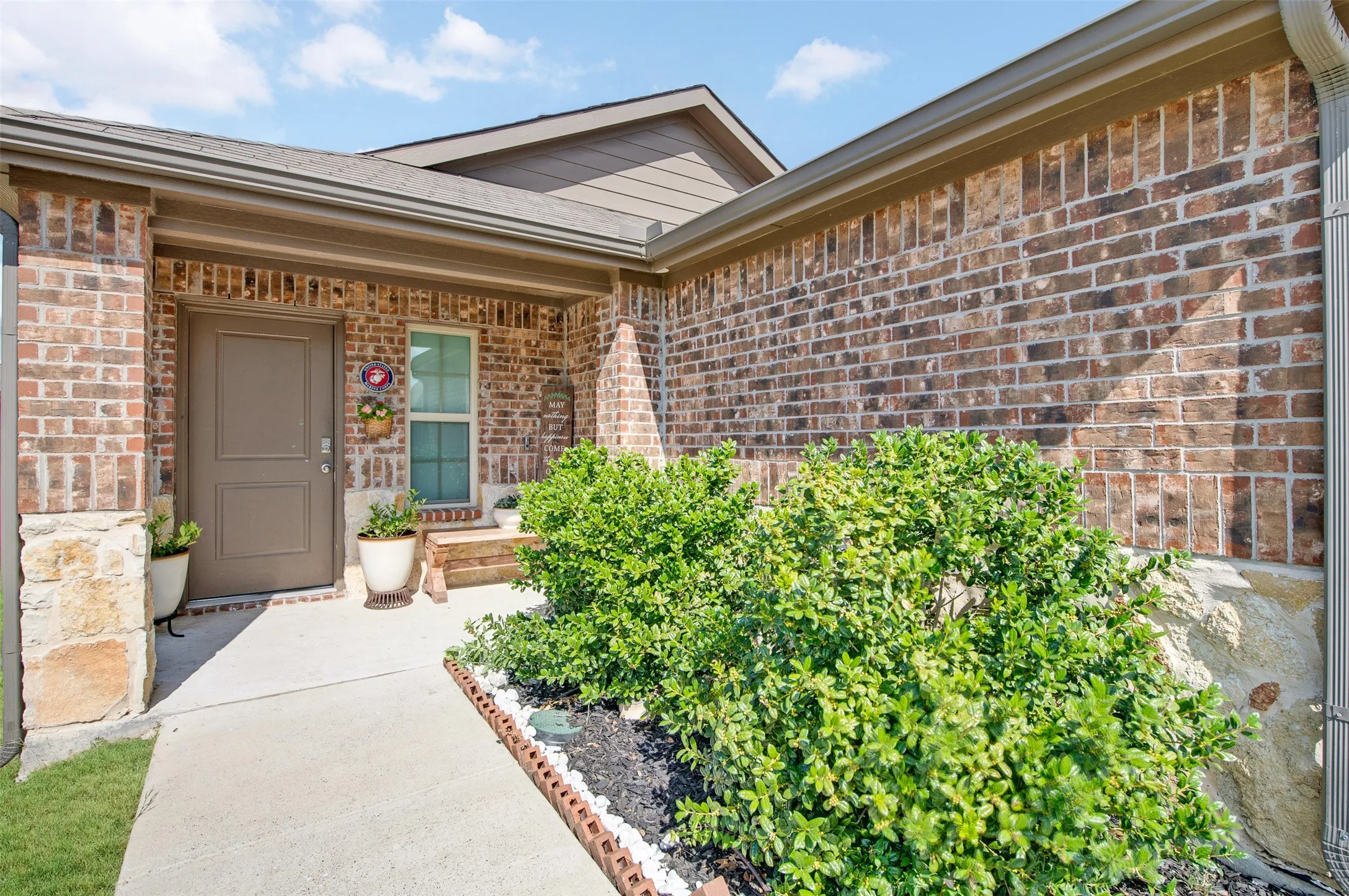 Single Family Residence For Sale in Kaufman County , 2706 Blackbuck Court, Crandall, Texas 75114, 3 Bedroom, 2 Bathroom, 2 Garage spaces, 1,210 Sqft, built in 2020, mls#21358073, Real Estate Agent in Crandall, Homes For Sale in Kaufman county, Homes For Sale in Crandall, Realtor in Crandall Texas, Real Estate Brokerage Independent Realty Texas, Luminita Cordes Realtor