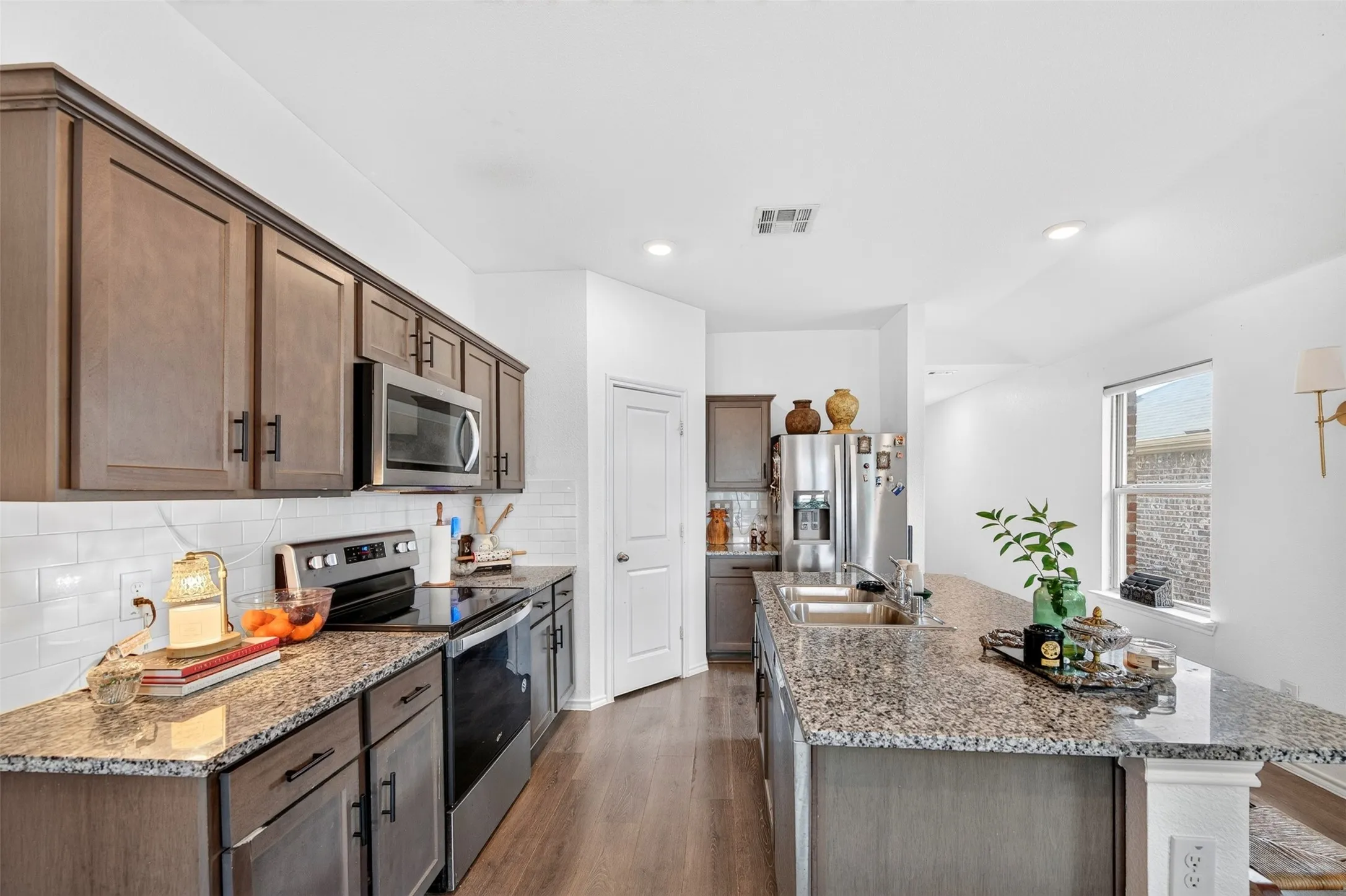 Single Family Residence For Sale in Kaufman County , 2706 Blackbuck Court, Crandall, Texas 75114, 3 Bedroom, 2 Bathroom, 2 Garage spaces, 1,210 Sqft, built in 2020, mls#21358073, Real Estate Agent in Crandall, Homes For Sale in Kaufman county, Homes For Sale in Crandall, Realtor in Crandall Texas, Real Estate Brokerage Independent Realty Texas, Luminita Cordes Realtor