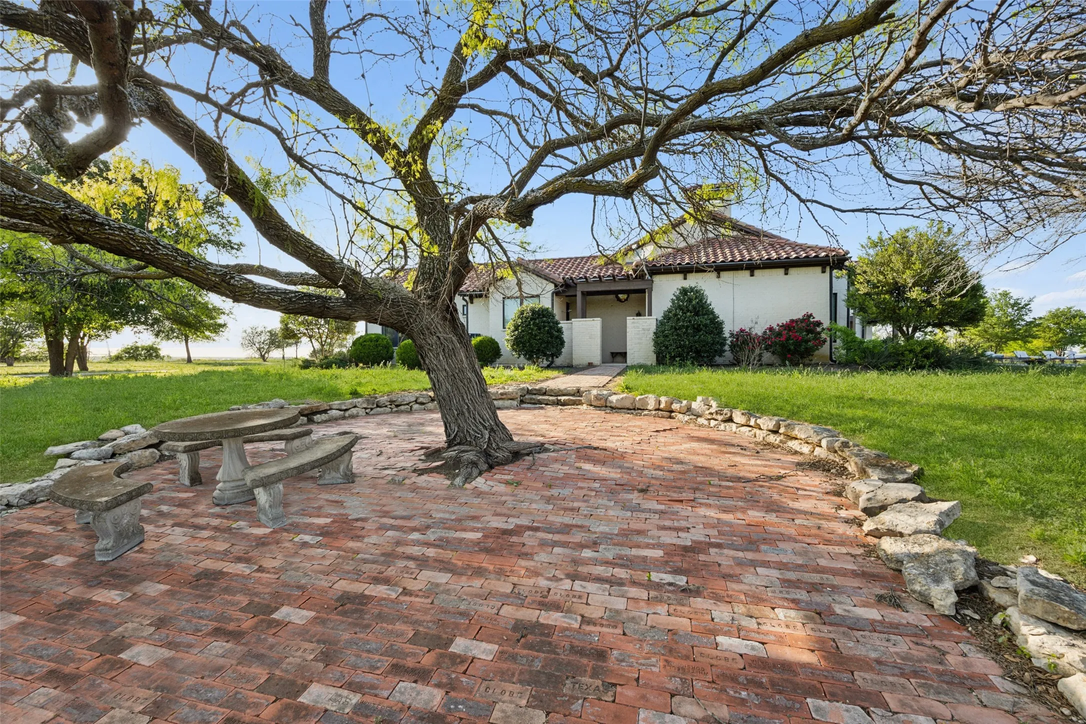 Single Family Residence For Sale in Parker County , 4473 Kelly Road, Aledo, Texas 76008, 5 Bedroom, 5 Bathroom, 3 Garage spaces, 4,763 Sqft, built in 2011, mls#21351122, Real Estate Agent in Aledo, Homes For Sale in Parker county, Homes For Sale in Aledo, Realtor in Aledo Texas, Real Estate Brokerage Independent Realty Texas, Luminita Cordes Realtor