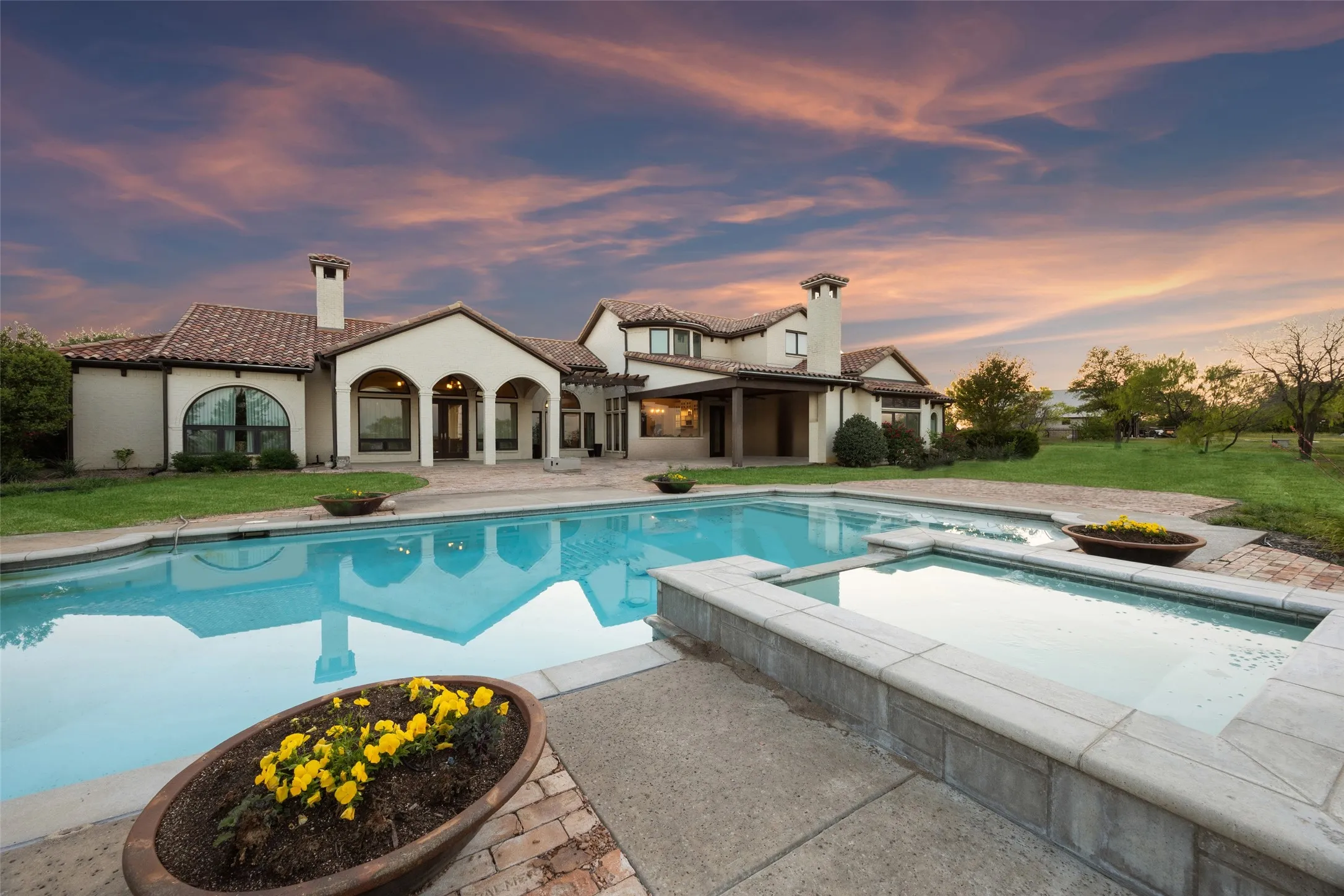 Single Family Residence For Sale in Parker County , 4473 Kelly Road, Aledo, Texas 76008, 5 Bedroom, 5 Bathroom, 3 Garage spaces, 4,763 Sqft, built in 2011, mls#21351122, Real Estate Agent in Aledo, Homes For Sale in Parker county, Homes For Sale in Aledo, Realtor in Aledo Texas, Real Estate Brokerage Independent Realty Texas, Luminita Cordes Realtor