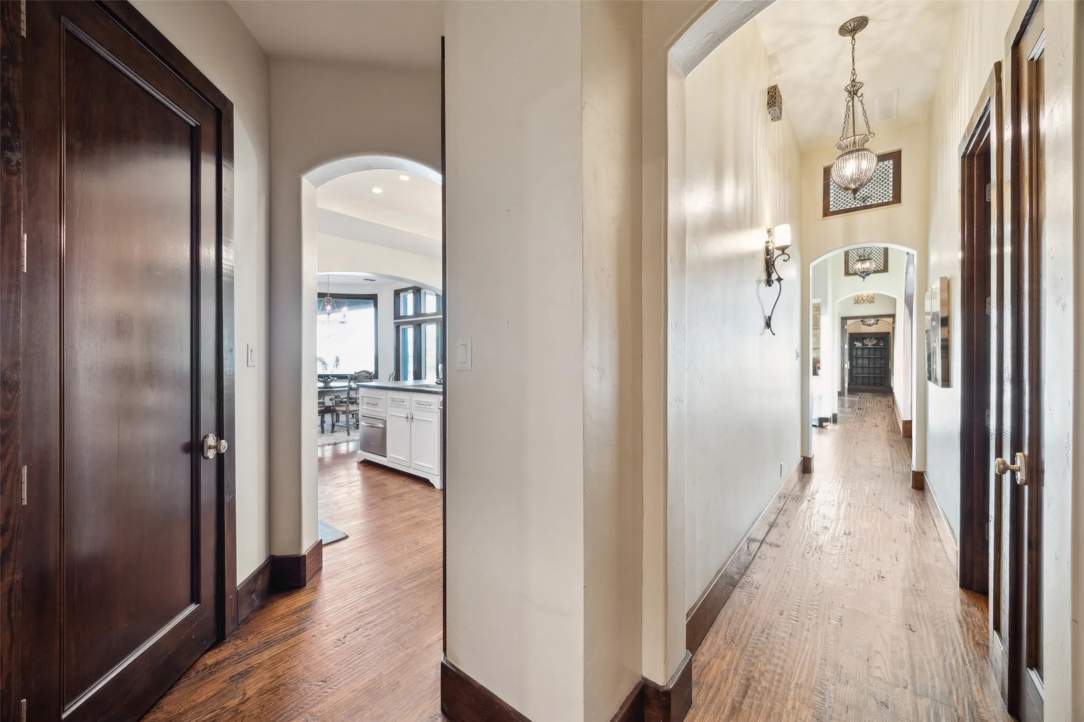 Single Family Residence For Sale in Parker County , 4473 Kelly Road, Aledo, Texas 76008, 5 Bedroom, 5 Bathroom, 3 Garage spaces, 4,763 Sqft, built in 2011, mls#21351122, Real Estate Agent in Aledo, Homes For Sale in Parker county, Homes For Sale in Aledo, Realtor in Aledo Texas, Real Estate Brokerage Independent Realty Texas, Luminita Cordes Realtor