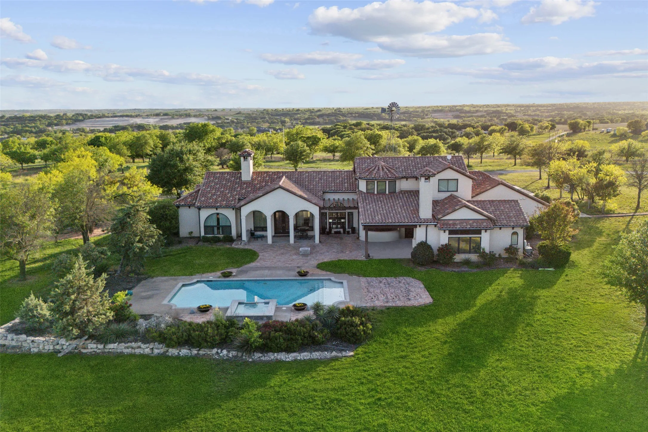 Single Family Residence For Sale in Parker County , 4473 Kelly Road, Aledo, Texas 76008, 5 Bedroom, 5 Bathroom, 3 Garage spaces, 4,763 Sqft, built in 2011, mls#21351122, Real Estate Agent in Aledo, Homes For Sale in Parker county, Homes For Sale in Aledo, Realtor in Aledo Texas, Real Estate Brokerage Independent Realty Texas, Luminita Cordes Realtor