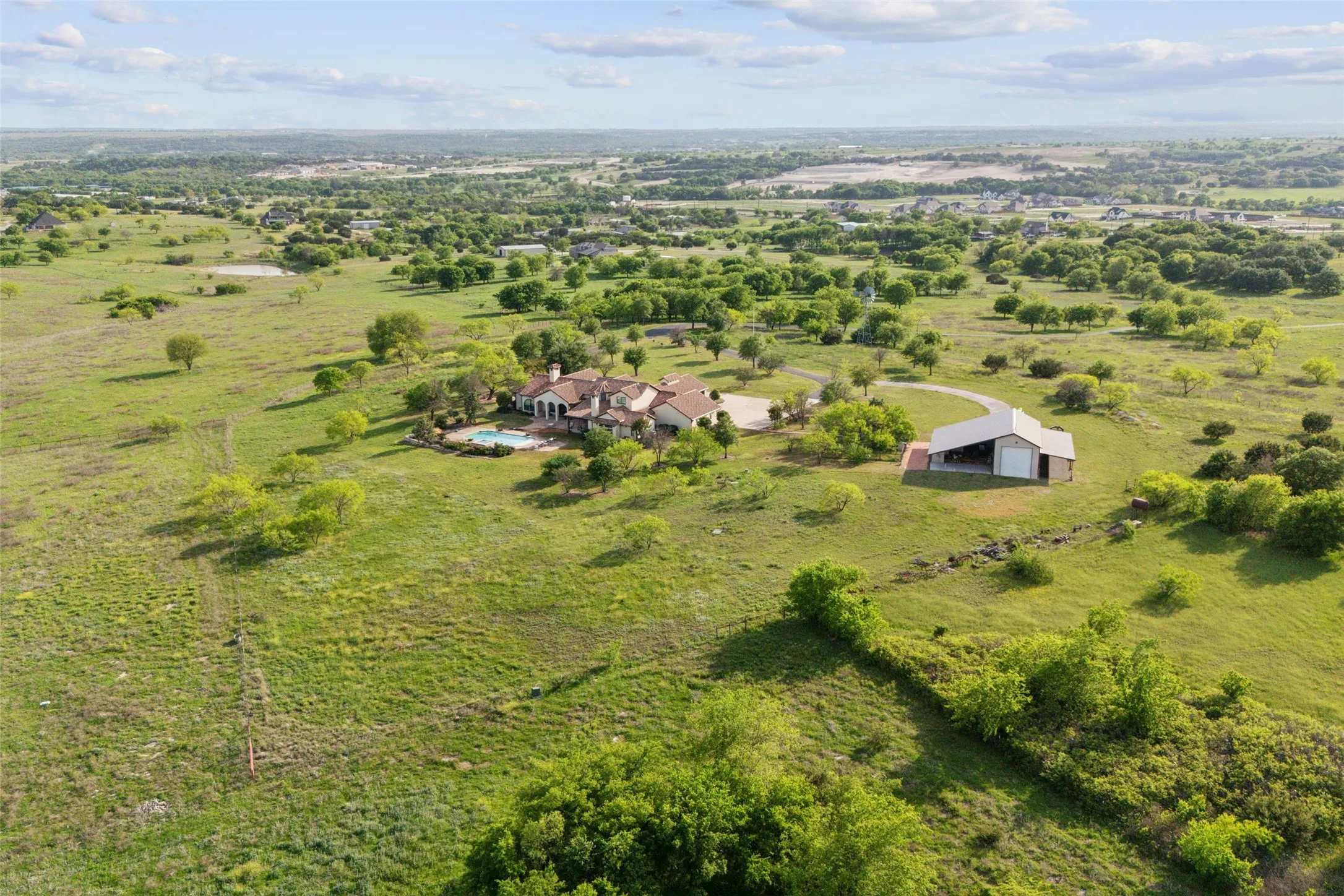 Single Family Residence For Sale in Parker County , 4473 Kelly Road, Aledo, Texas 76008, 5 Bedroom, 5 Bathroom, 3 Garage spaces, 4,763 Sqft, built in 2011, mls#21351122, Real Estate Agent in Aledo, Homes For Sale in Parker county, Homes For Sale in Aledo, Realtor in Aledo Texas, Real Estate Brokerage Independent Realty Texas, Luminita Cordes Realtor
