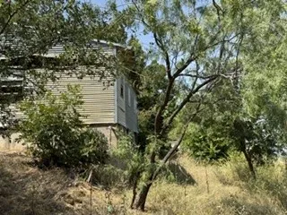 Single Family Residence For Sale in Stephens County , 10074 County Road 200, Breckenridge, Texas 76424, 2 Bedroom, 1 Bathroom, Garage spaces, 1,353 Sqft, built in 0, mls#21344919, Real Estate Agent in Breckenridge, Homes For Sale in Stephens county, Homes For Sale in Breckenridge, Realtor in Breckenridge Texas, Real Estate Brokerage Independent Realty Texas, Luminita Cordes Realtor