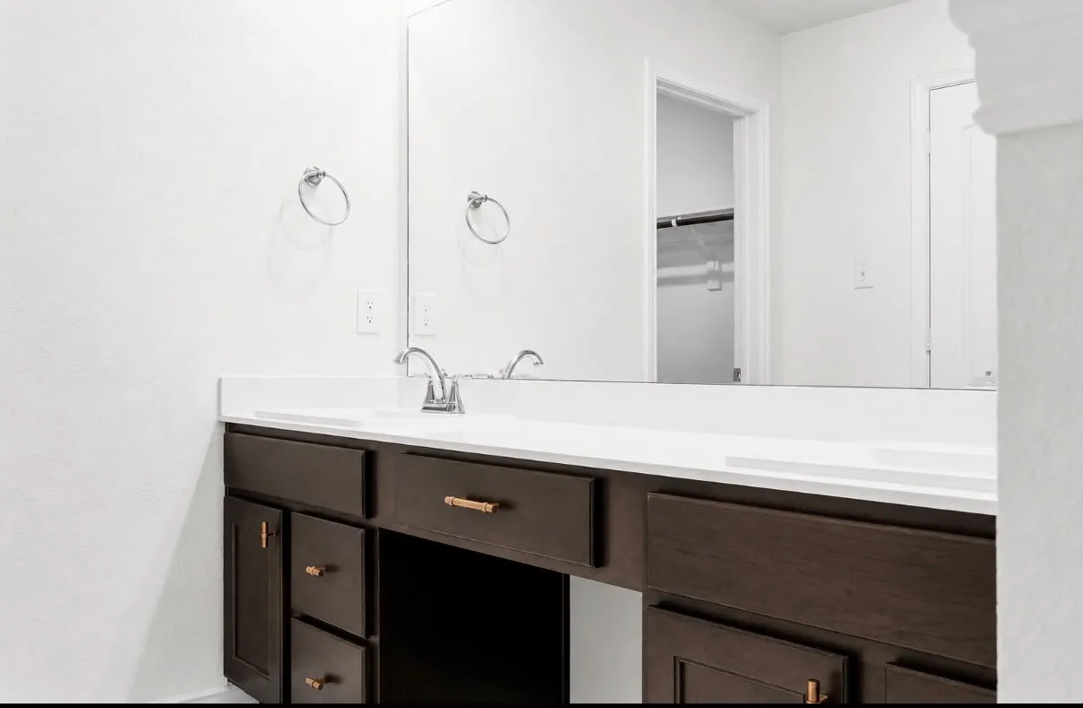 Townhouse For Sale in Grayson County , 3730 Malibu Drive, Sherman, Texas 75090, 3 Bedroom, 3 Bathroom, 2 Garage spaces, 1,672 Sqft, built in 2022, mls#21358381, Real Estate Agent in Sherman, Homes For Sale in Grayson county, Homes For Sale in Sherman, Realtor in Sherman Texas, Real Estate Brokerage Independent Realty Texas, Luminita Cordes Realtor