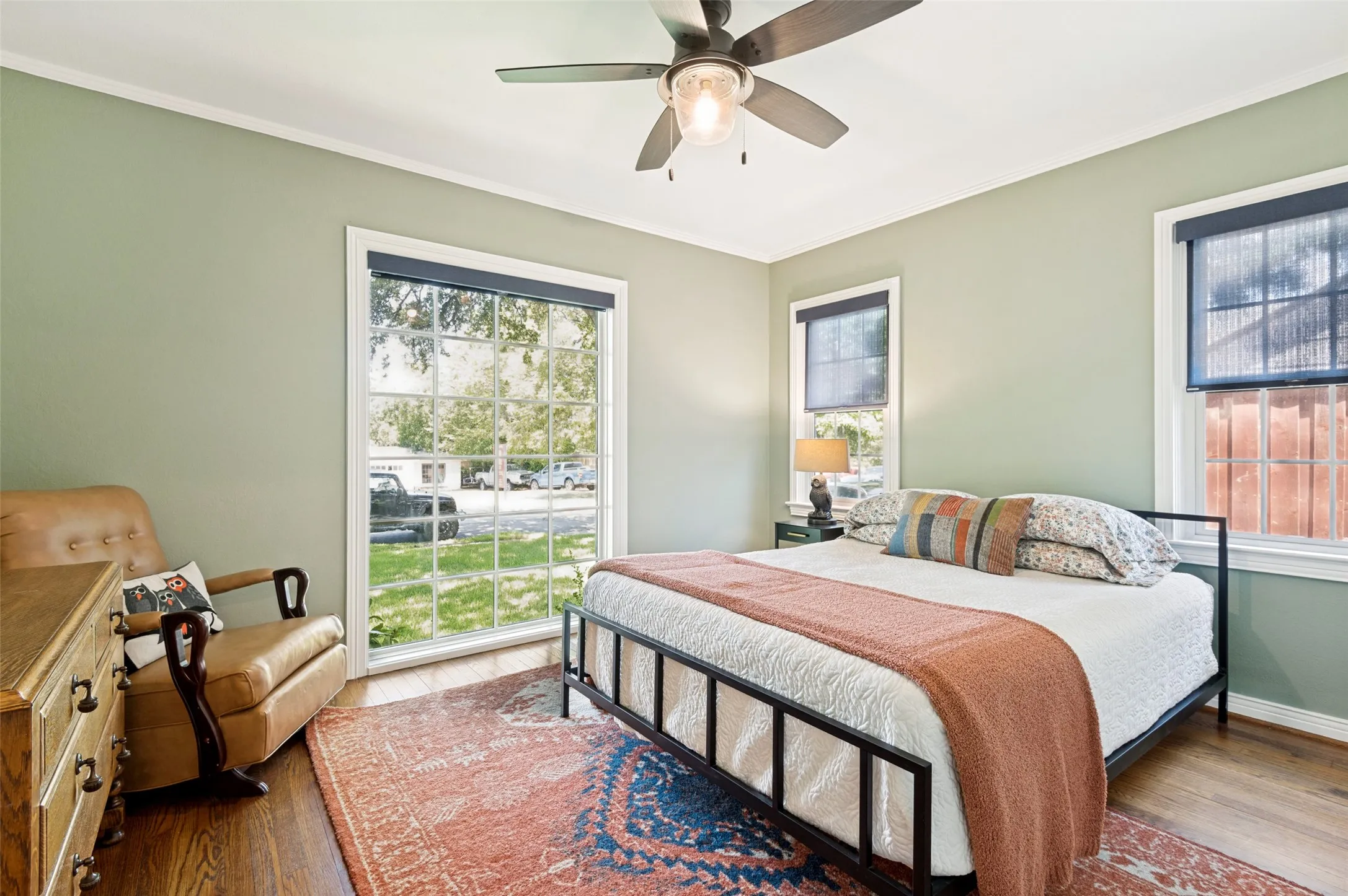 Single Family Residence For Sale in Dallas County , 1420 Junior Drive, Dallas, Texas 75208, 3 Bedroom, 2 Bathroom, 1 Garage spaces, 2,639 Sqft, built in 1938, mls#21358366, Real Estate Agent in Dallas, Homes For Sale in Dallas county, Homes For Sale in Dallas, Realtor in Dallas Texas, Real Estate Brokerage Independent Realty Texas, Luminita Cordes Realtor