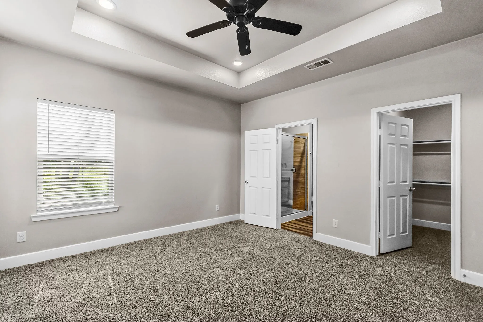 Single Family Residence For Rent in Hunt County , 4210 Park Street, Greenville, Texas 75401, 3 Bedroom, 2 Bathroom, 1 Garage spaces, 1,454 Sqft, built in 2021, mls#21358398, Real Estate Agent in Greenville, Homes For Rent in Hunt county, Homes For Rent in Greenville, Realtor in Greenville Texas, Real Estate Brokerage Independent Realty Texas, Luminita Cordes Realtor