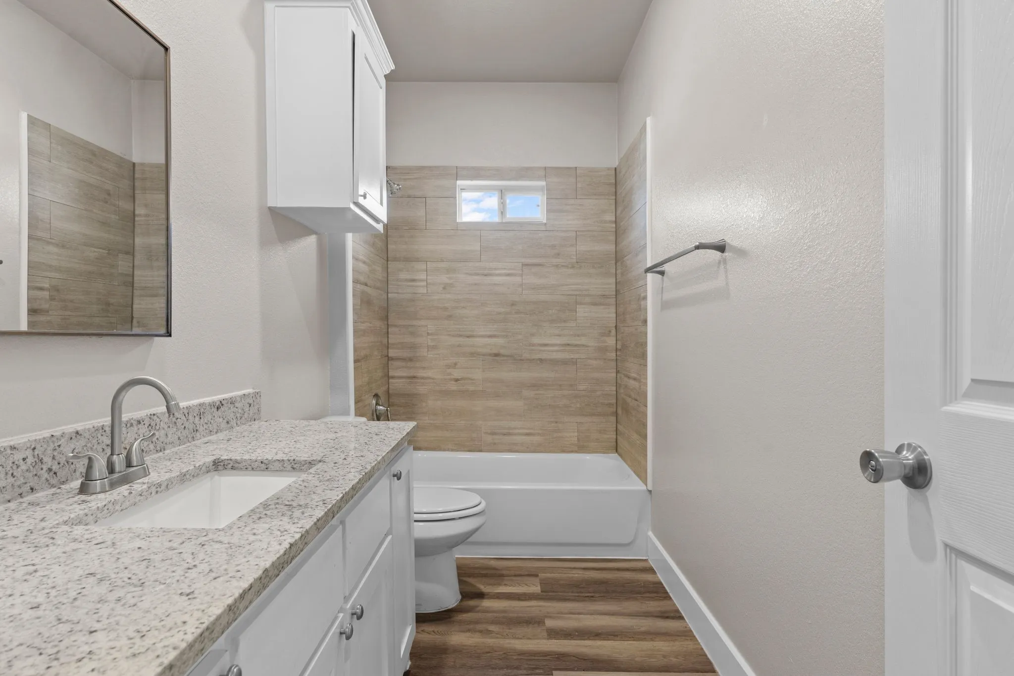 Single Family Residence For Rent in Hunt County , 4210 Park Street, Greenville, Texas 75401, 3 Bedroom, 2 Bathroom, 1 Garage spaces, 1,454 Sqft, built in 2021, mls#21358398, Real Estate Agent in Greenville, Homes For Rent in Hunt county, Homes For Rent in Greenville, Realtor in Greenville Texas, Real Estate Brokerage Independent Realty Texas, Luminita Cordes Realtor