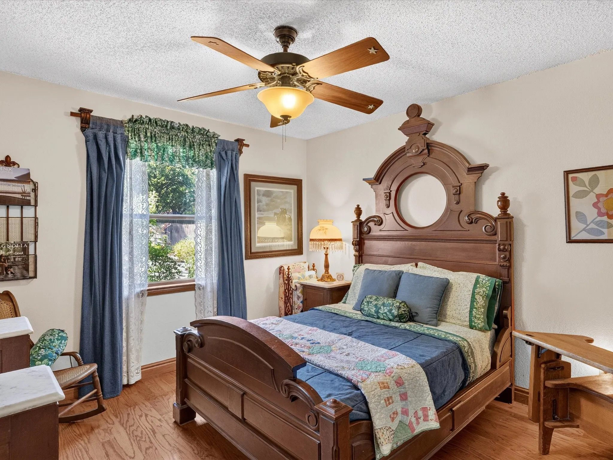 Single Family Residence For Sale in Tarrant County , 2501 New Haven Court, Bedford, Texas 76022, 3 Bedroom, 2 Bathroom, 2 Garage spaces, 1,812 Sqft, built in 1982, mls#21354643, Real Estate Agent in Bedford, Homes For Sale in Tarrant county, Homes For Sale in Bedford, Realtor in Bedford Texas, Real Estate Brokerage Independent Realty Texas, Luminita Cordes Realtor