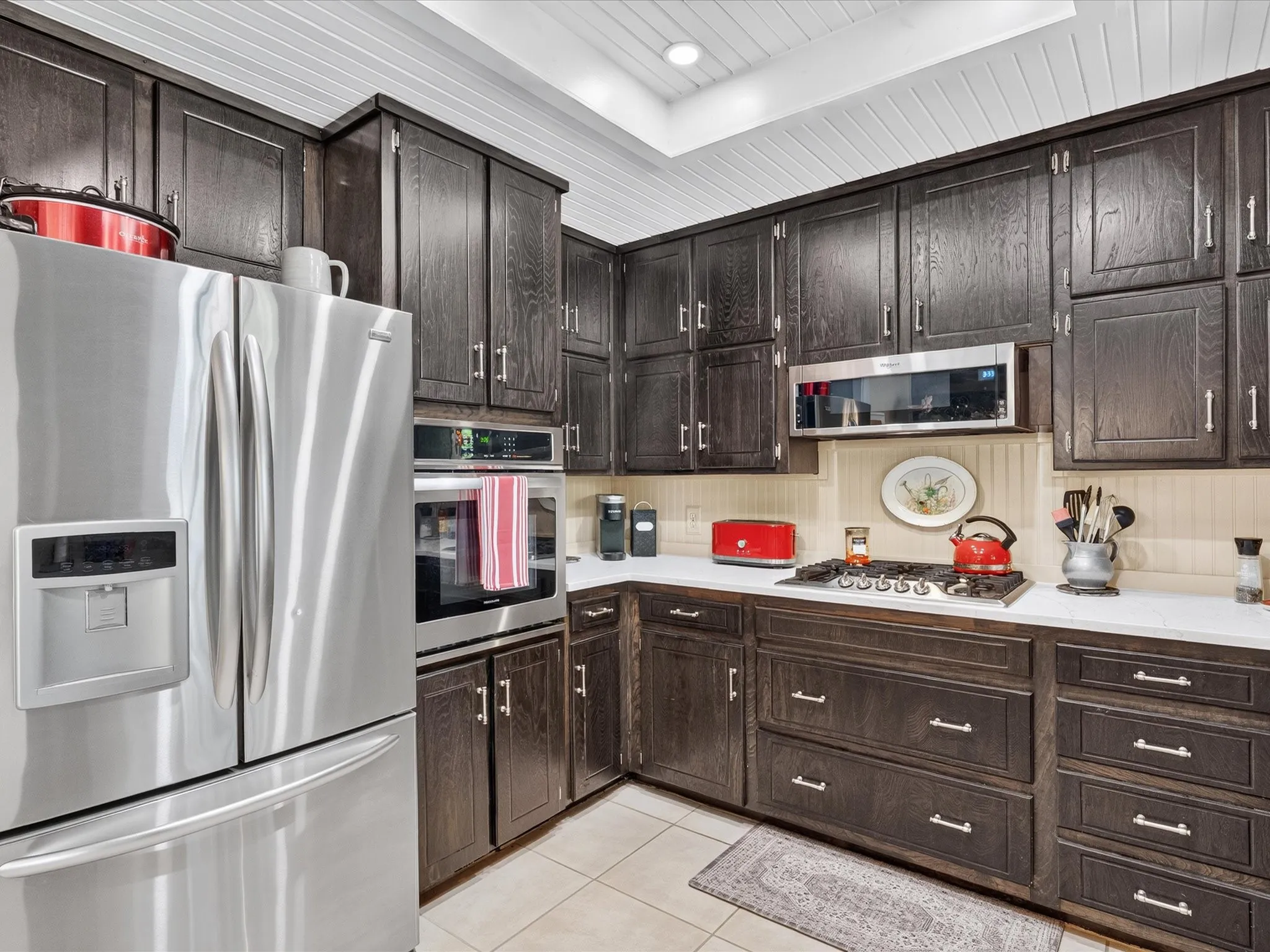 Single Family Residence For Sale in Tarrant County , 2501 New Haven Court, Bedford, Texas 76022, 3 Bedroom, 2 Bathroom, 2 Garage spaces, 1,812 Sqft, built in 1982, mls#21354643, Real Estate Agent in Bedford, Homes For Sale in Tarrant county, Homes For Sale in Bedford, Realtor in Bedford Texas, Real Estate Brokerage Independent Realty Texas, Luminita Cordes Realtor