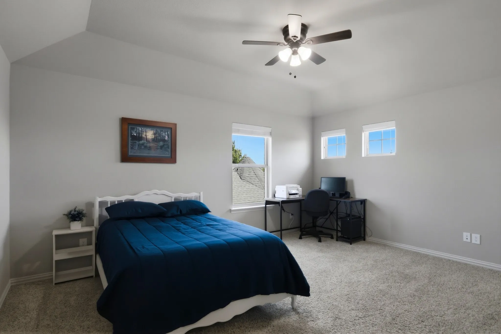 Single Family Residence For Sale in Rockwall County , 5213 Falcon Ridge Court, Rowlett, Texas 75088, 5 Bedroom, 3 Bathroom, 2 Garage spaces, 3,263 Sqft, built in 2012, mls#21355931, Real Estate Agent in Rowlett, Homes For Sale in Rockwall county, Homes For Sale in Rowlett, Realtor in Rowlett Texas, Real Estate Brokerage Independent Realty Texas, Luminita Cordes Realtor