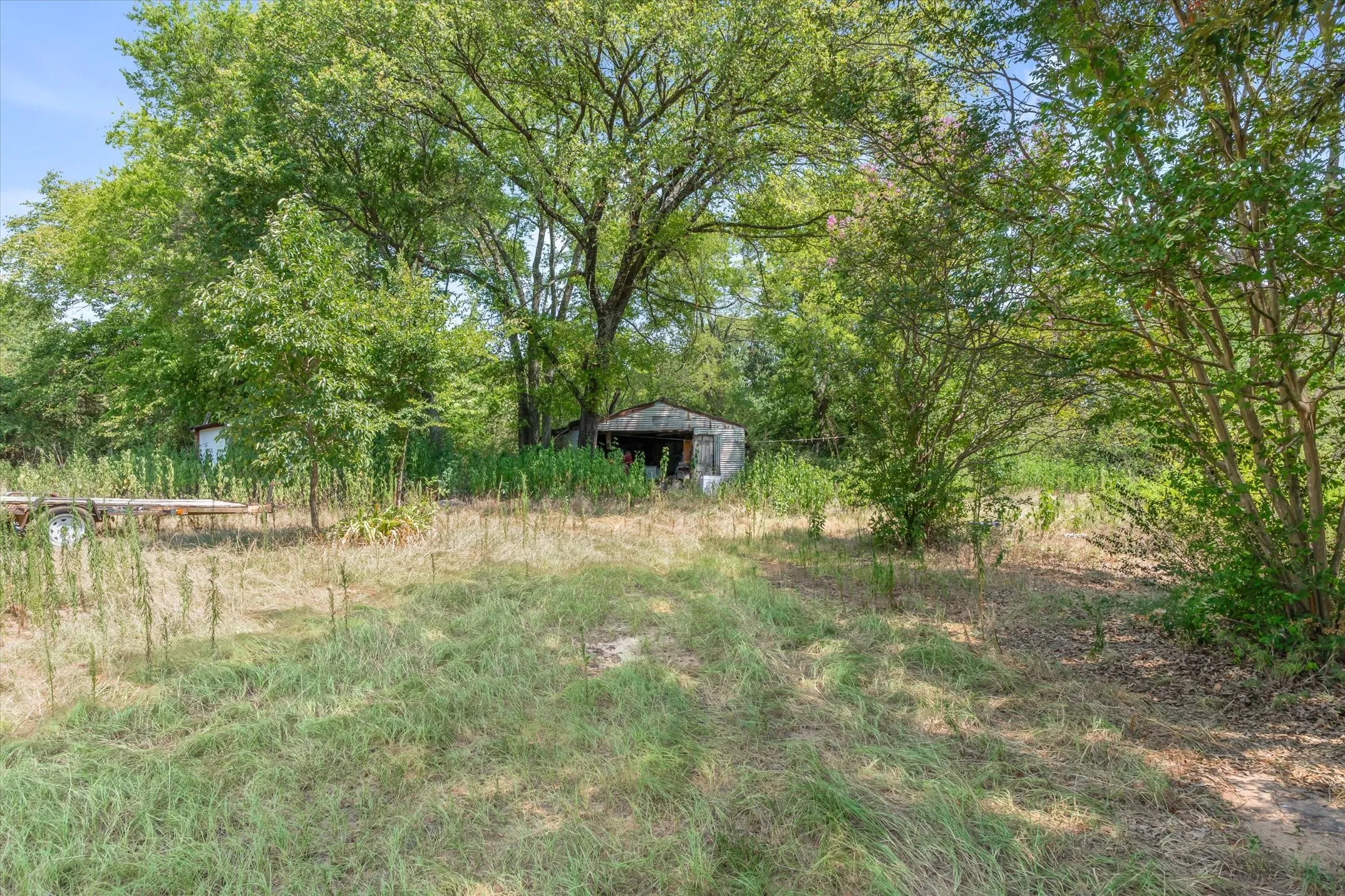 Farm For Sale in Van Zandt County , 8086 FM 17, Grand Saline, Texas 75140, 2 Bedroom, 1 Bathroom, Garage spaces, 920 Sqft, built in 1962, Price $360,000, mls#21358410, Real Estate Agent in Grand Saline, Homes For Sale in Van Zandt county, Homes For Sale in Grand Saline, Realtor in Grand Saline Texas, Real Estate Brokerage Independent Realty Texas, Luminita Cordes Realtor